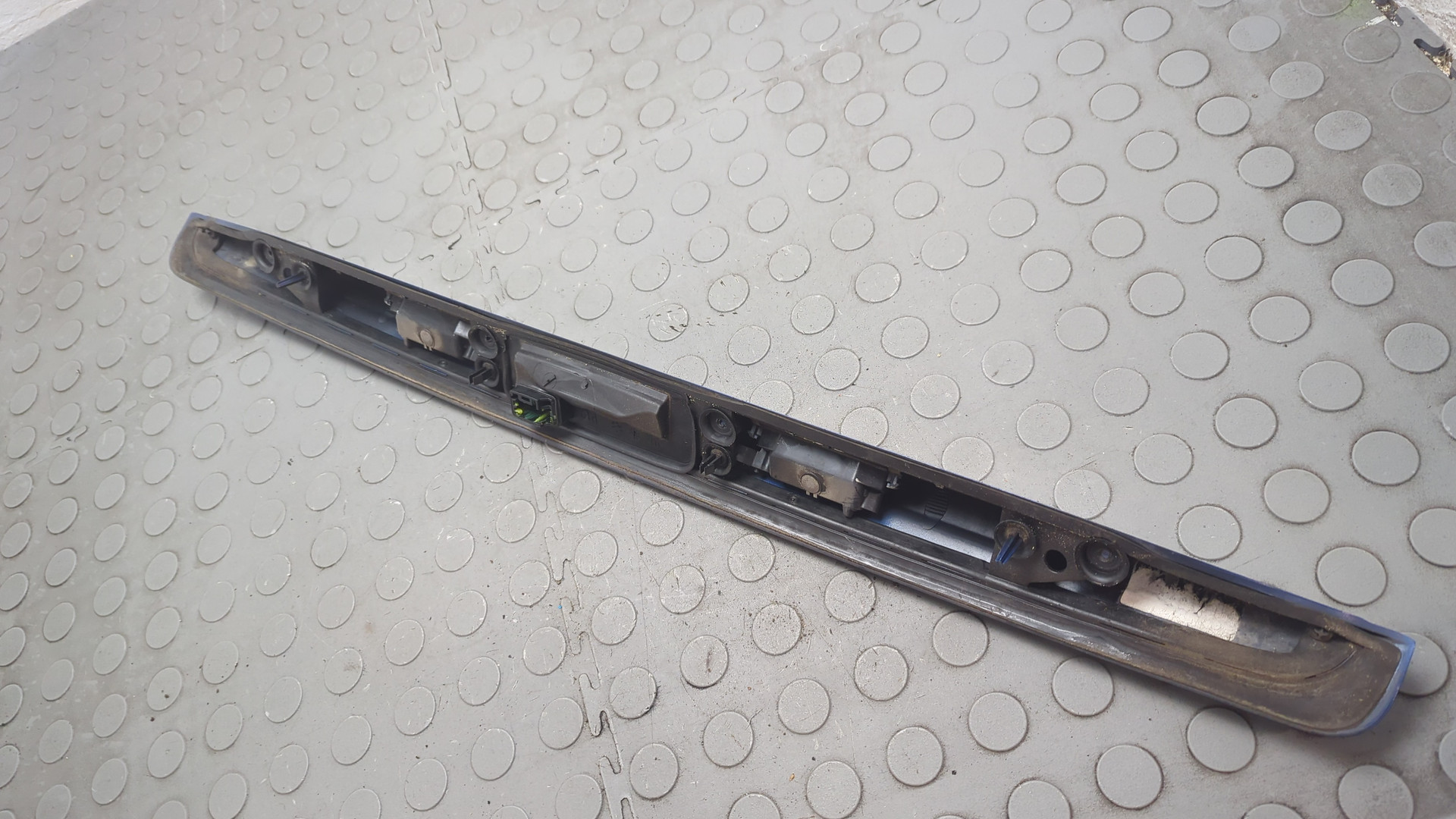 Фонарь подсветки номера