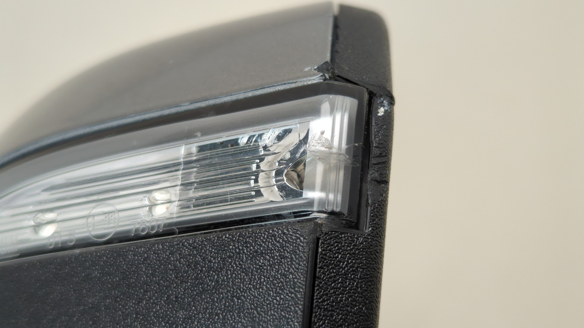 Зеркало левое электрическое