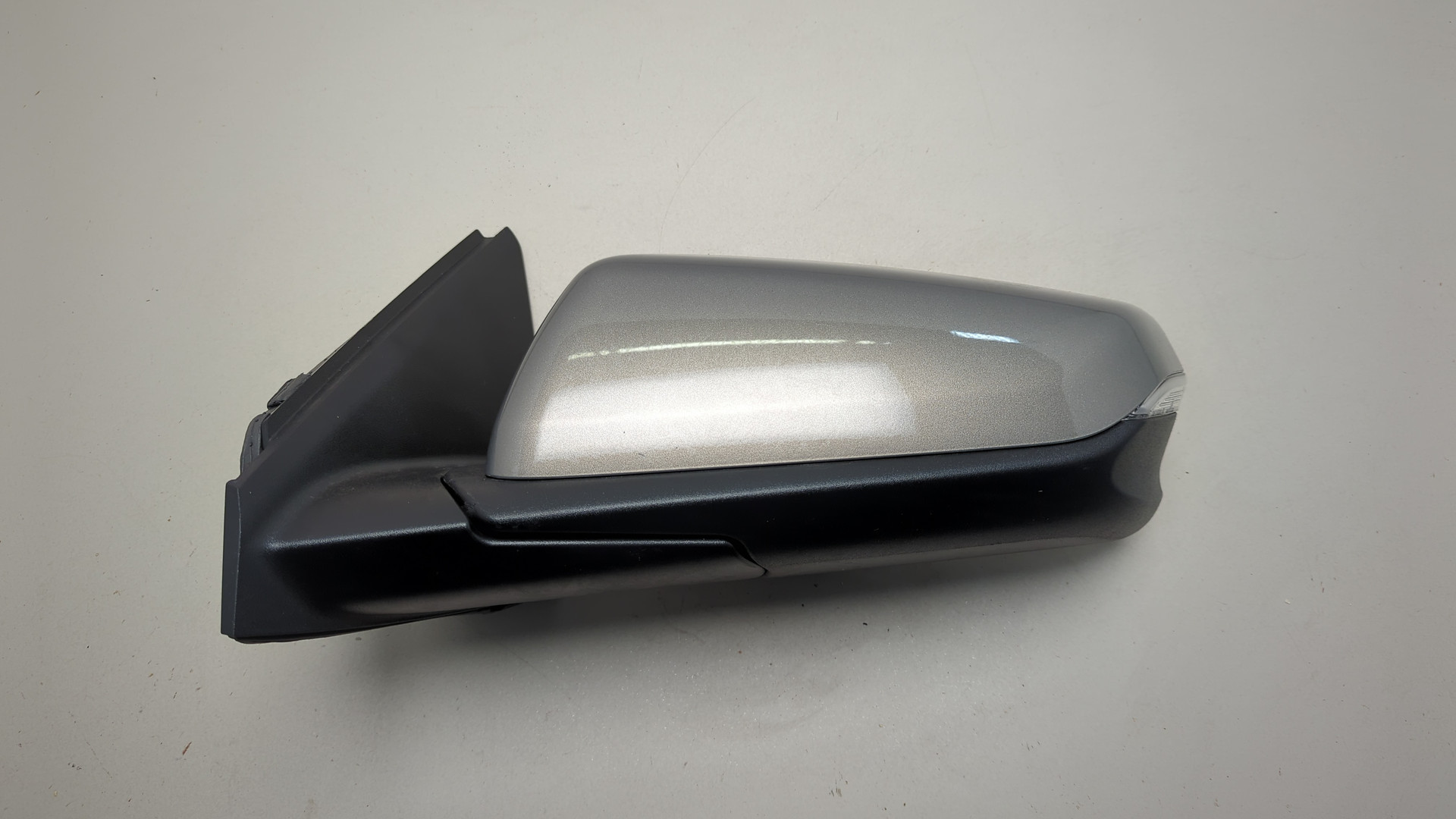 Зеркало левое электрическое