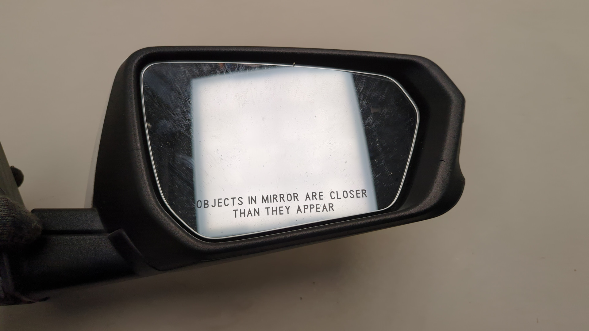 Зеркало правое электрическое