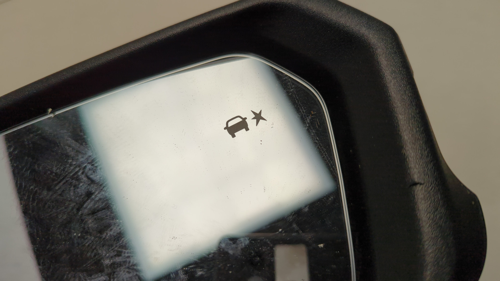 Зеркало правое электрическое