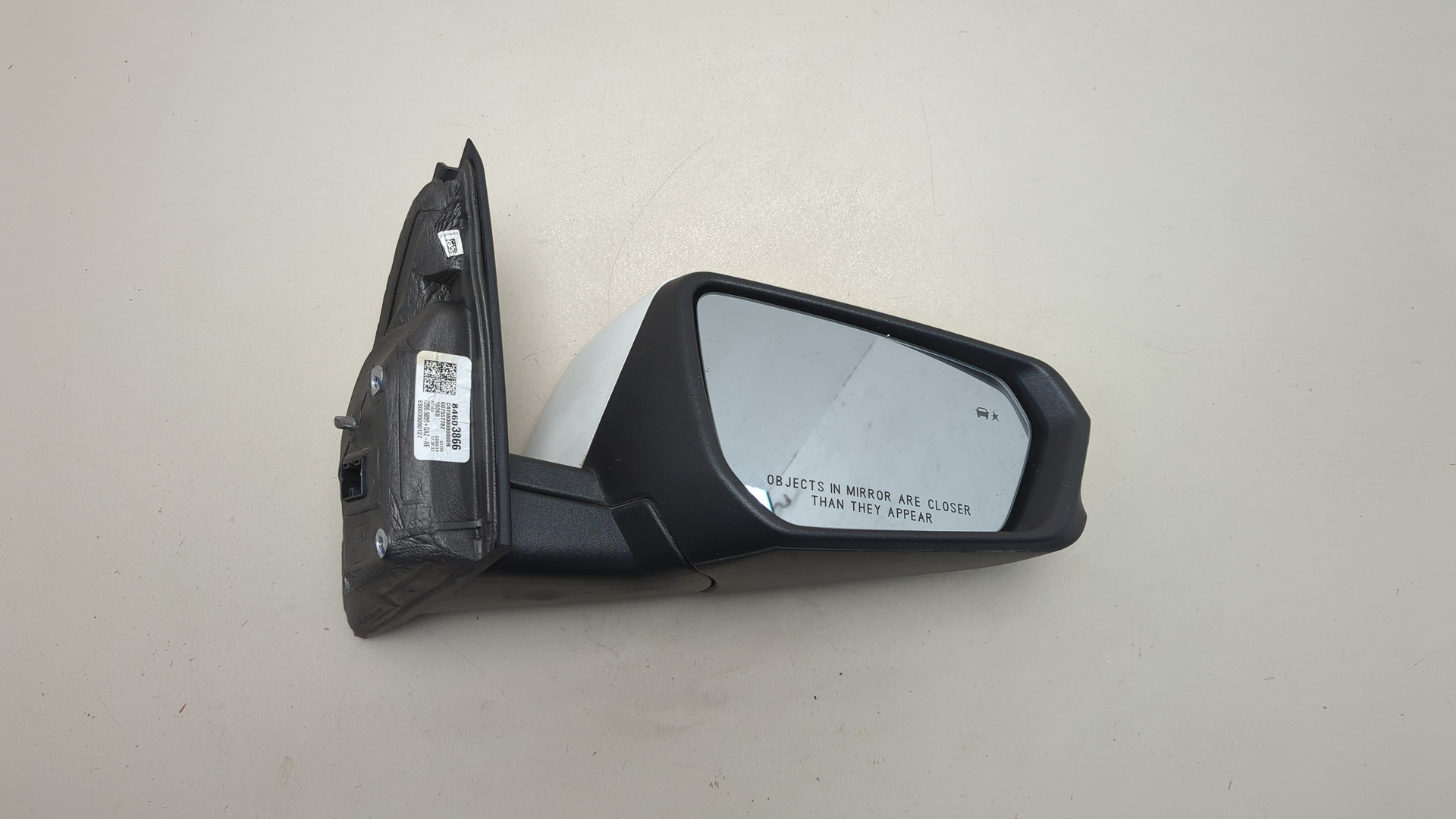 Зеркало правое электрическое