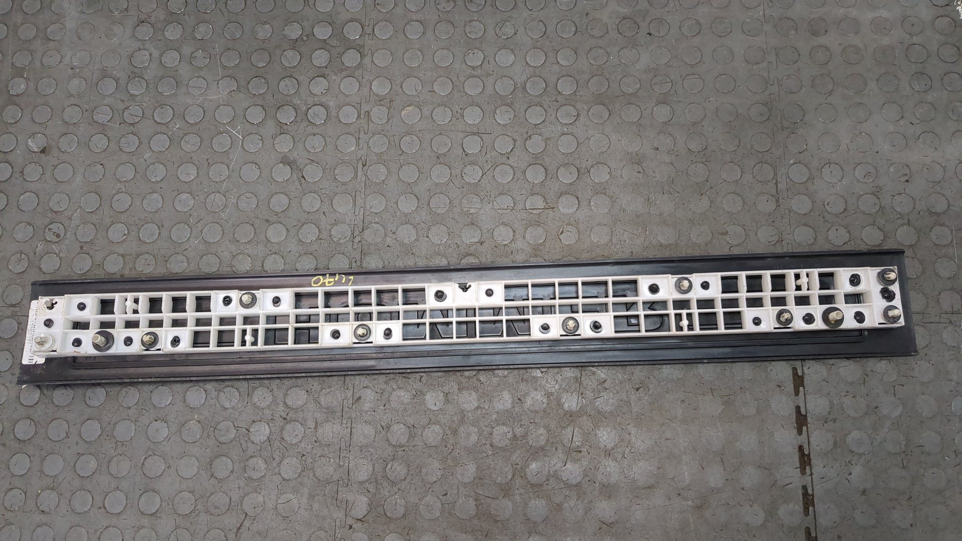 Обшивка багажника