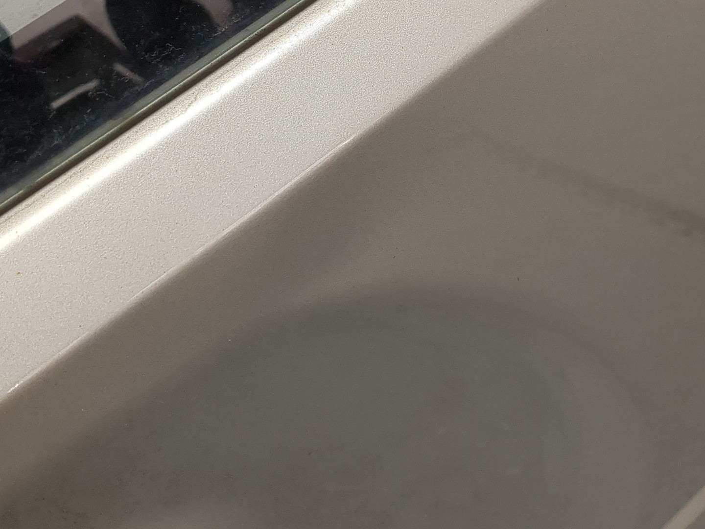 Дверь багажника