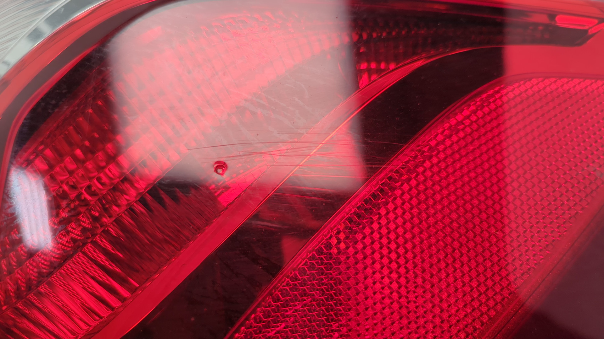 Фонарь задний правый