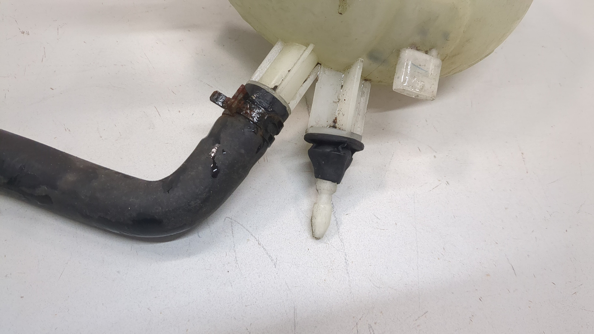 Бачок расширительный