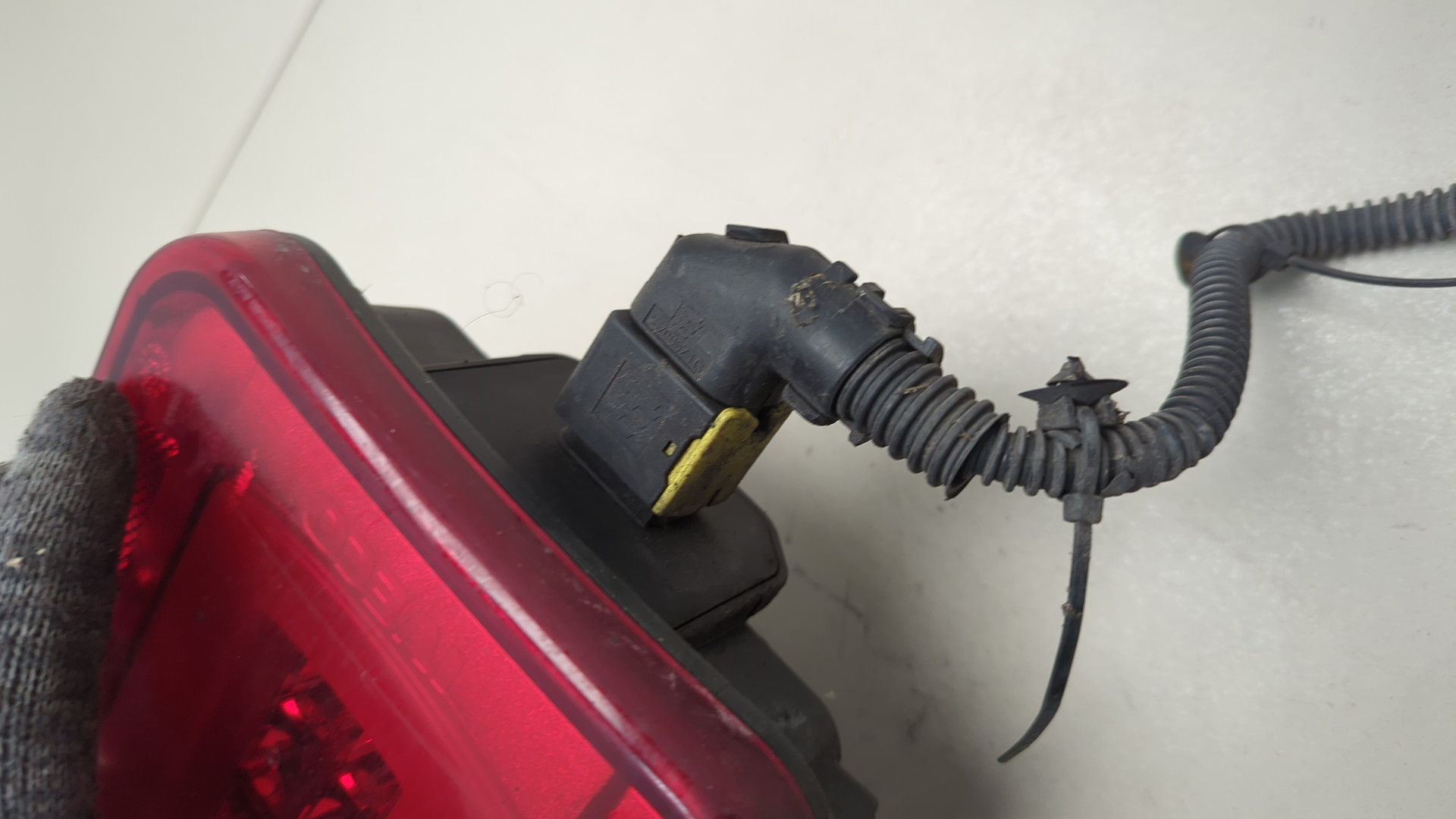 Фонарь задний левый