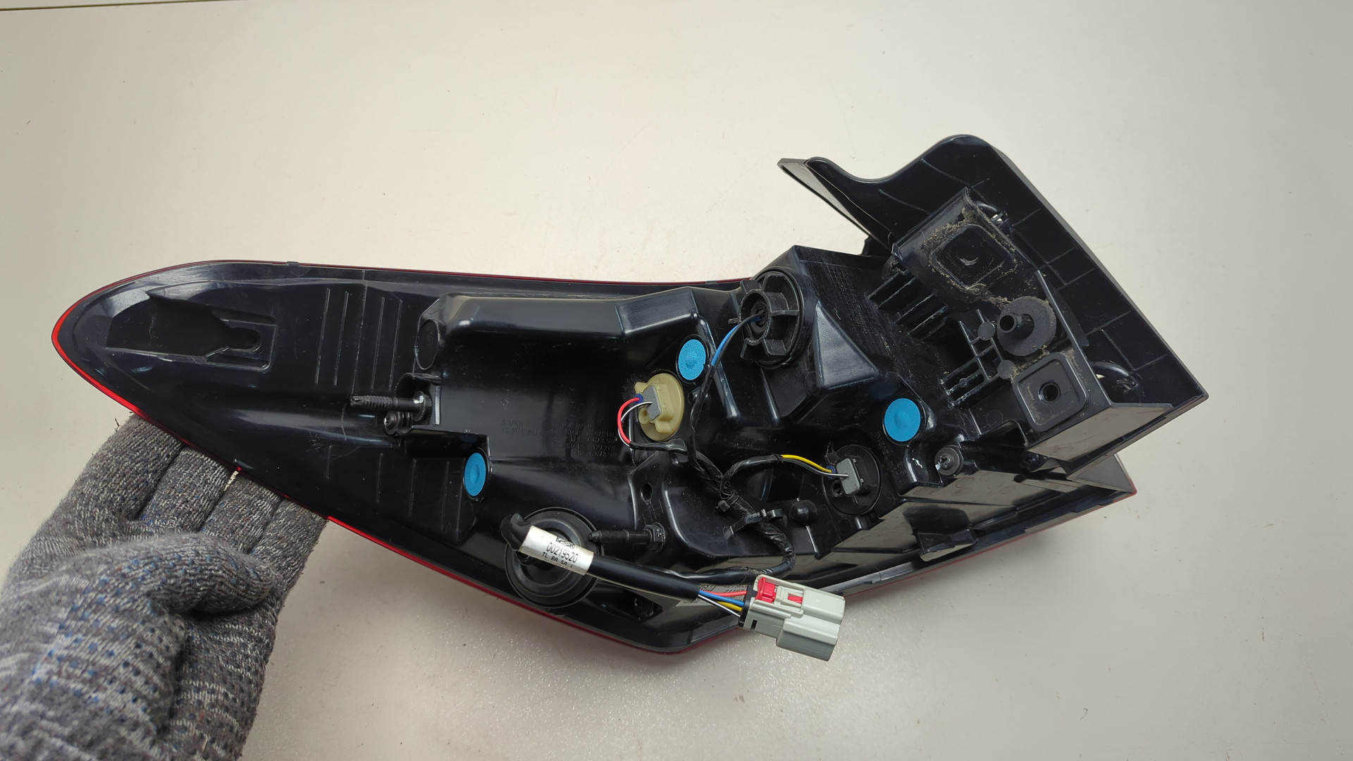 Фонарь задний правый