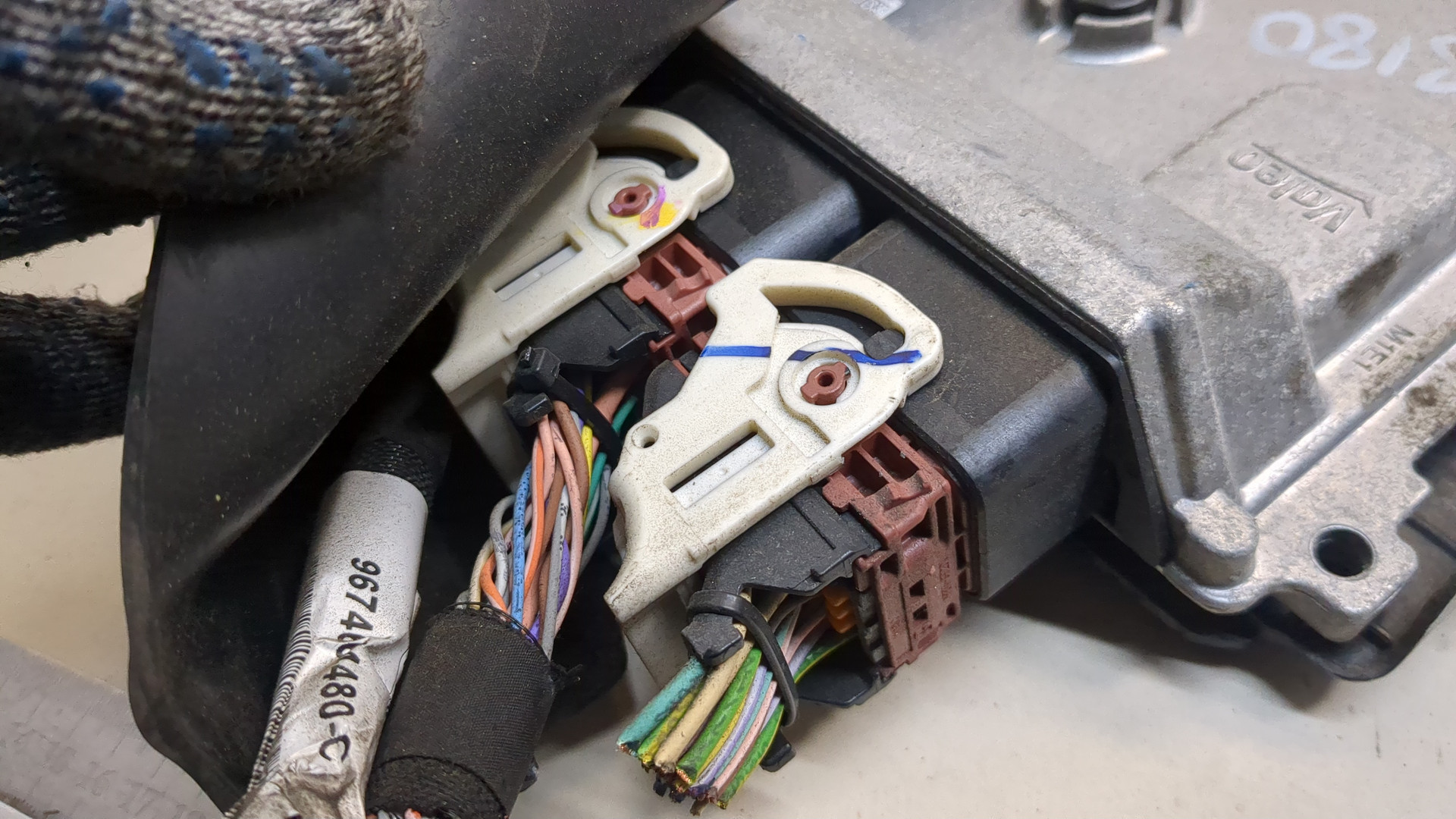 Блок управления двигателем