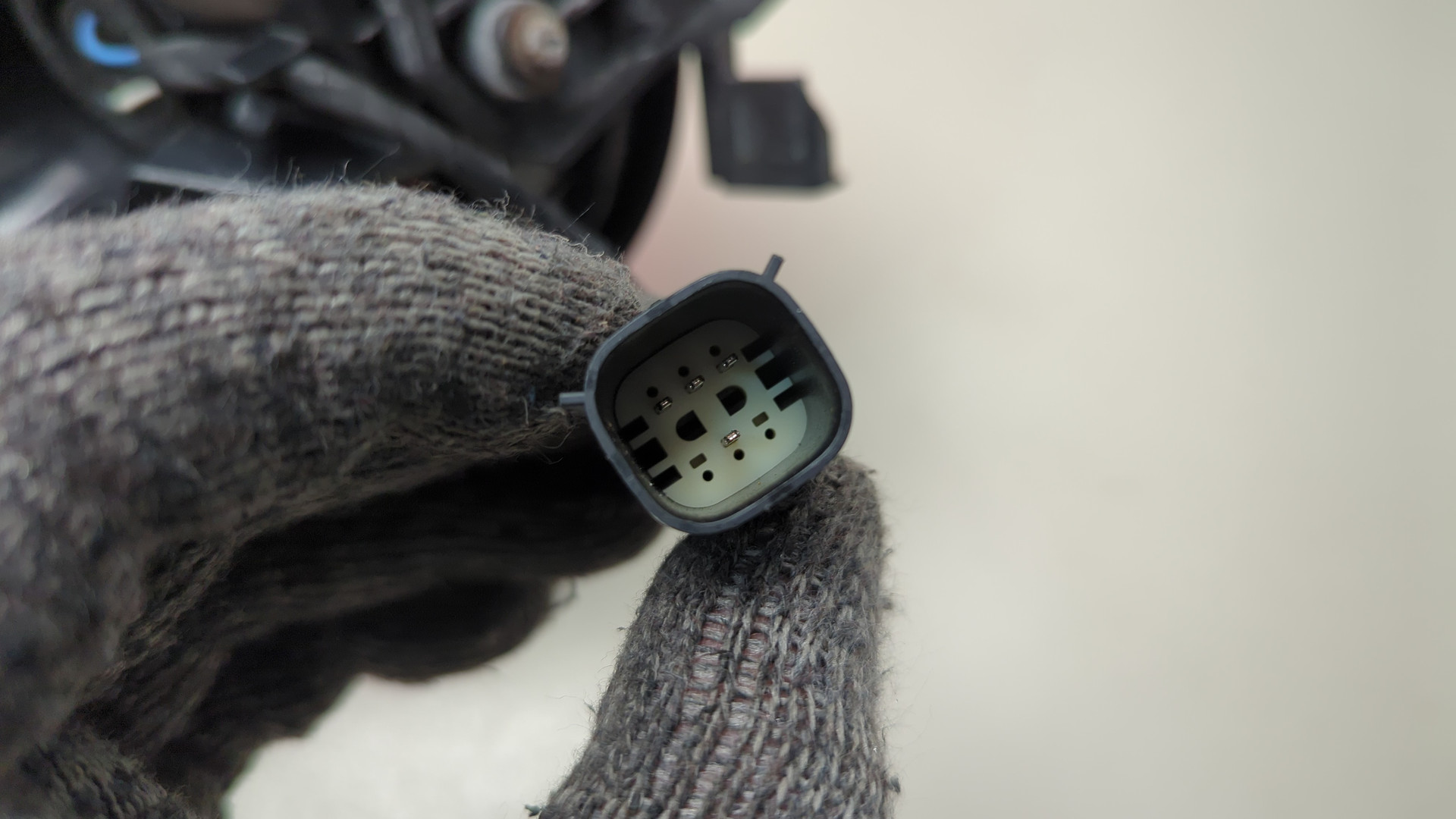 Фонарь задний правый