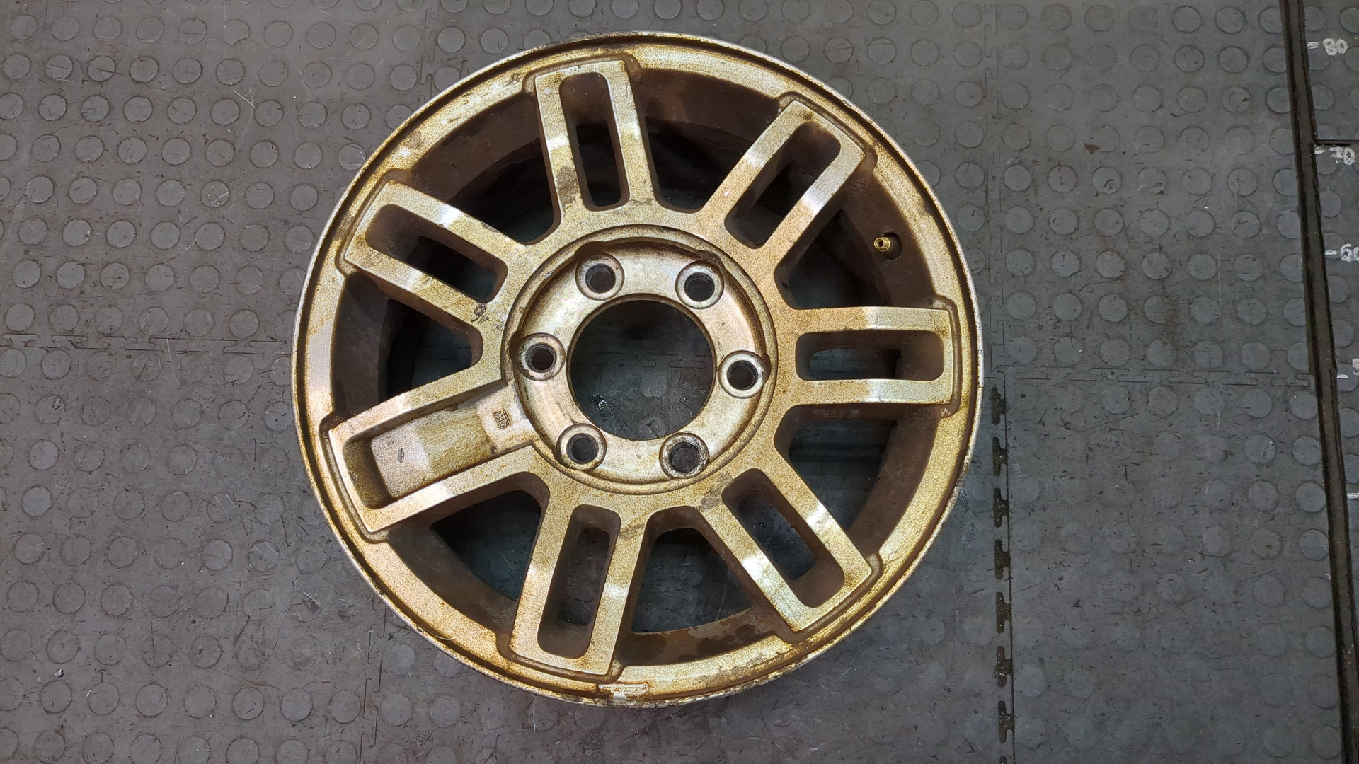 Диск колесный литой