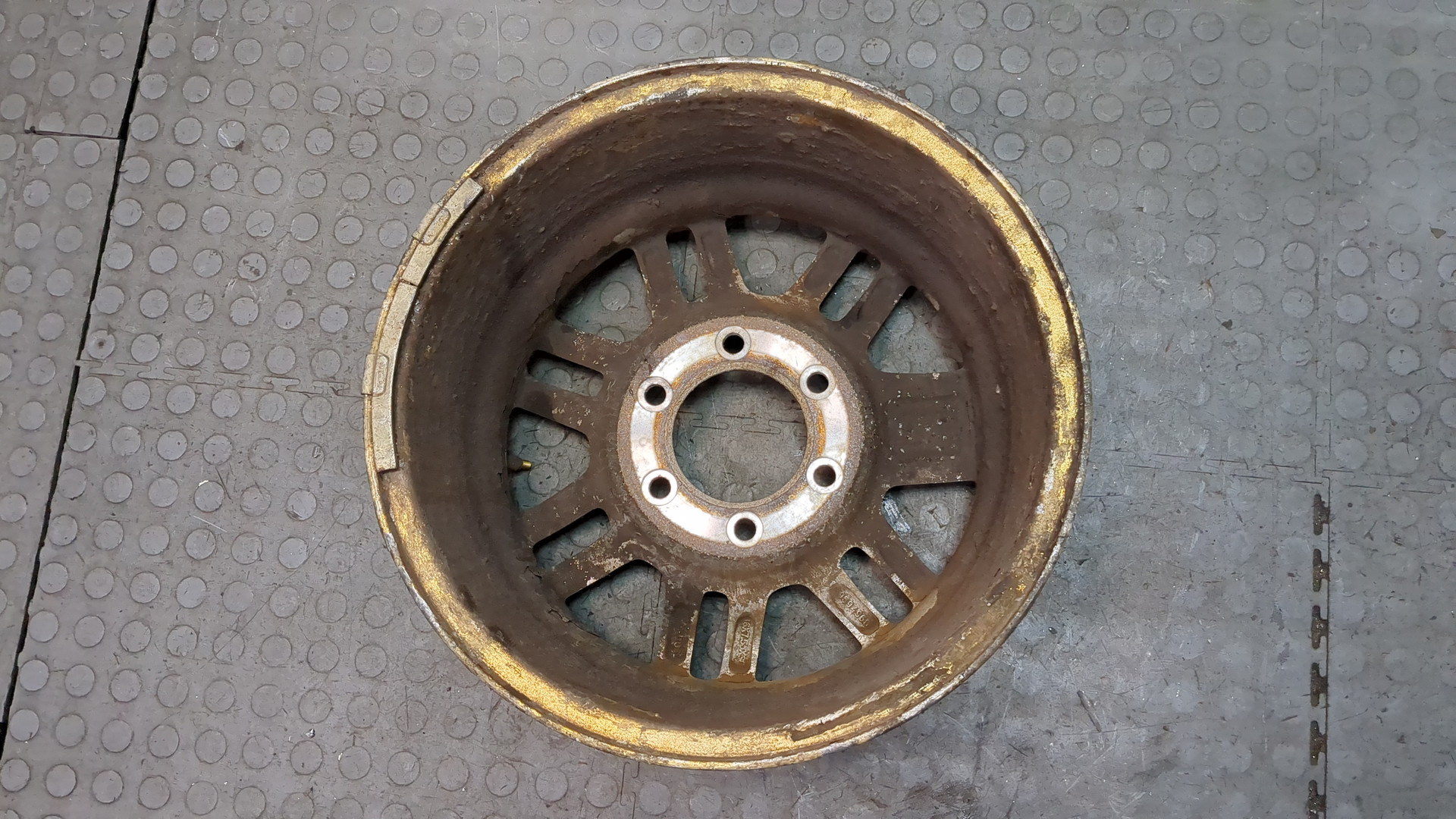 Диск колесный литой