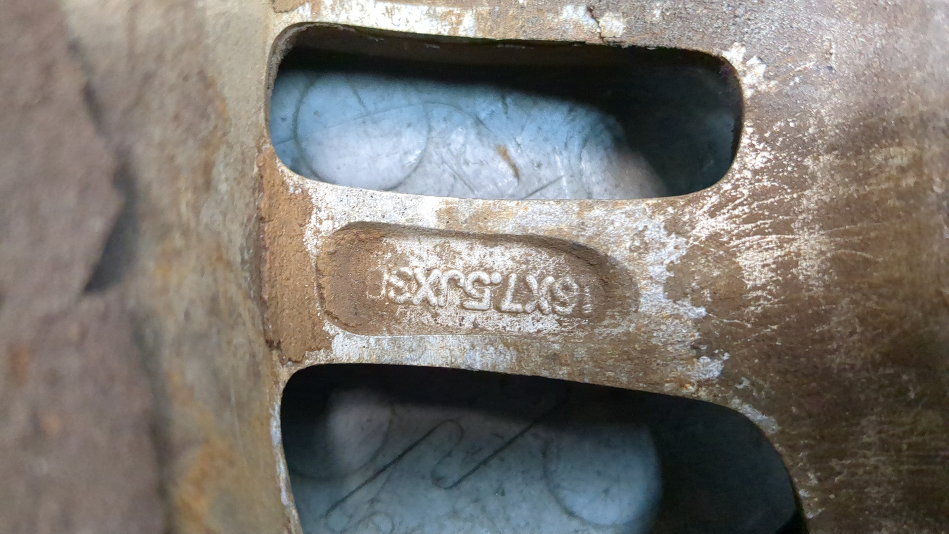 Диск колесный литой