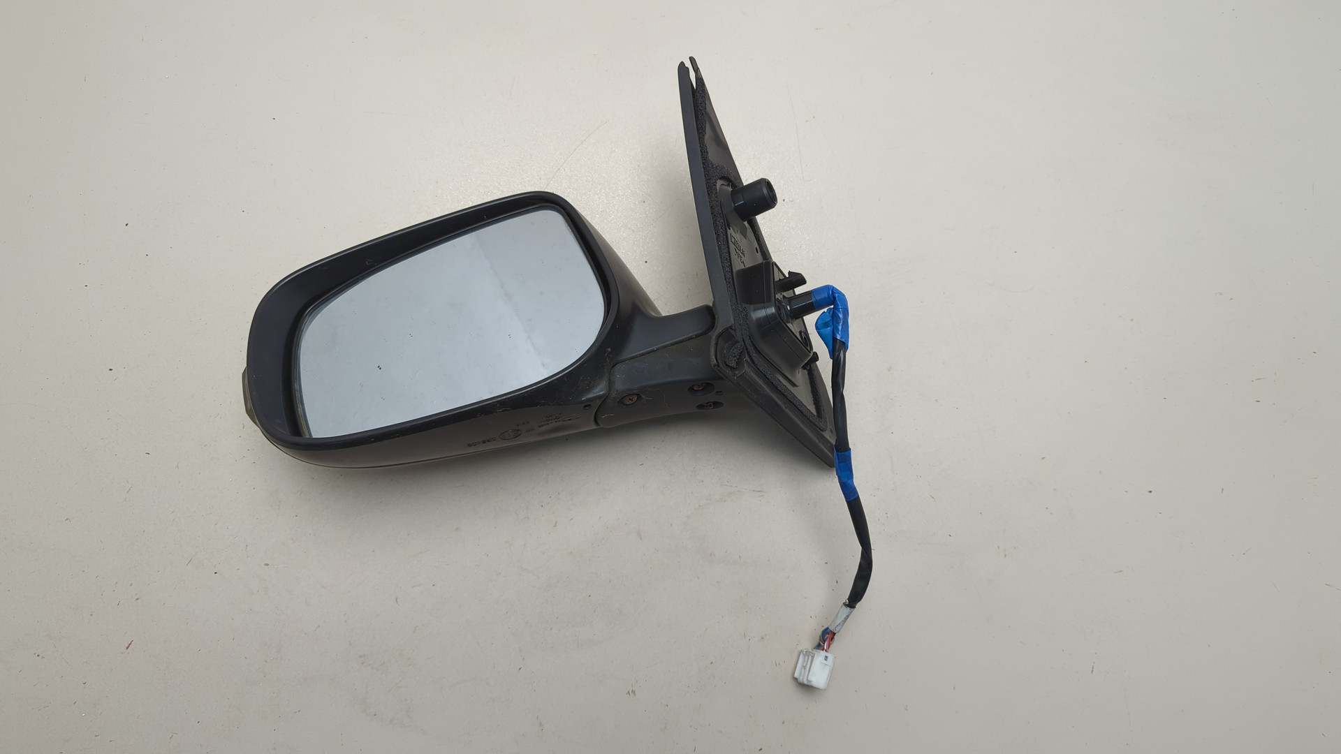 Зеркало левое электрическое