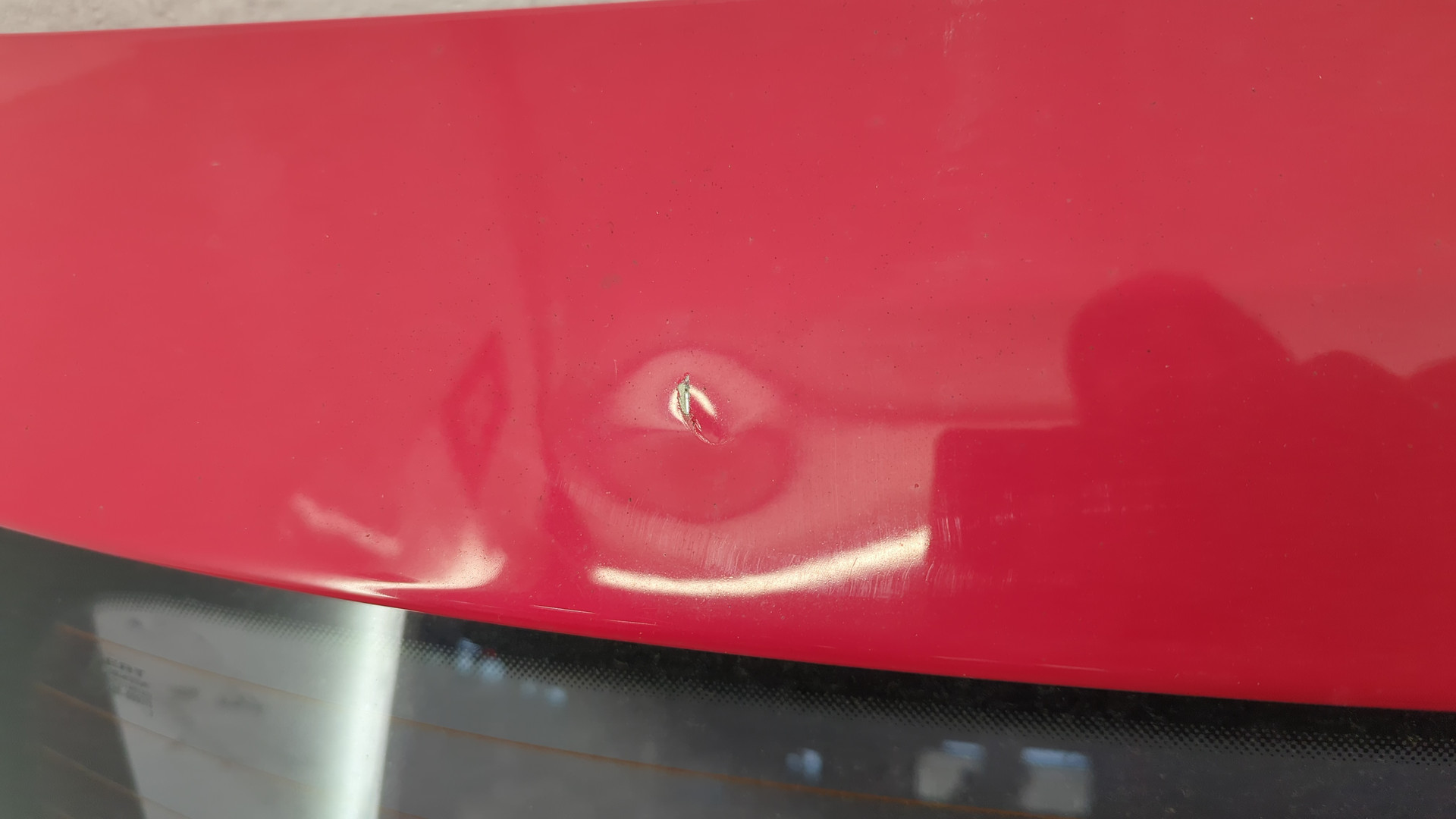 Дверь багажника