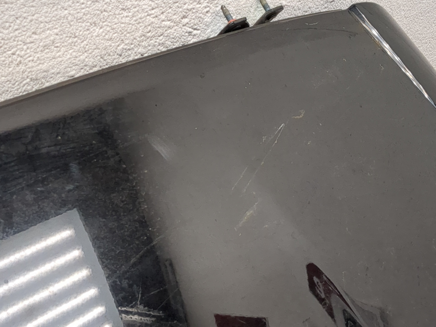 Дверь багажника