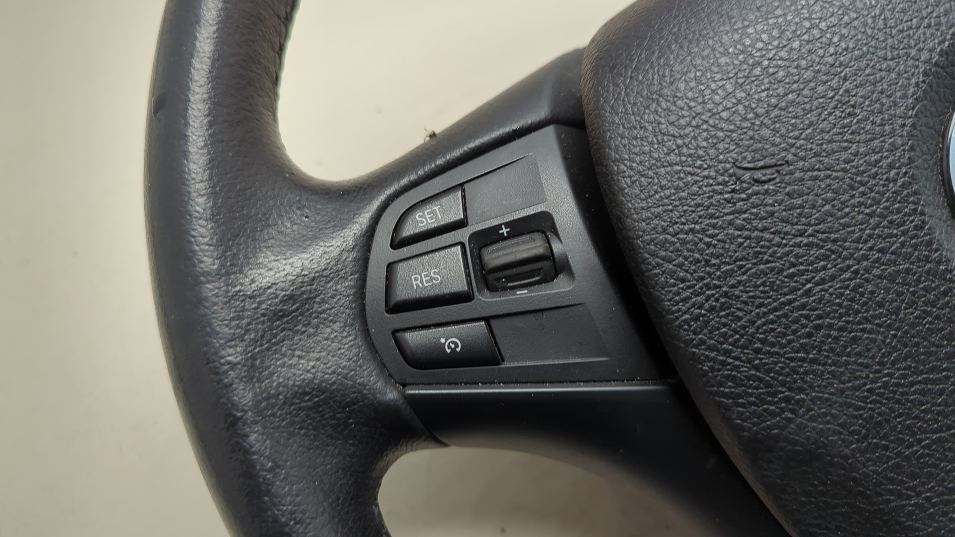 Рулевое колесо (руль)