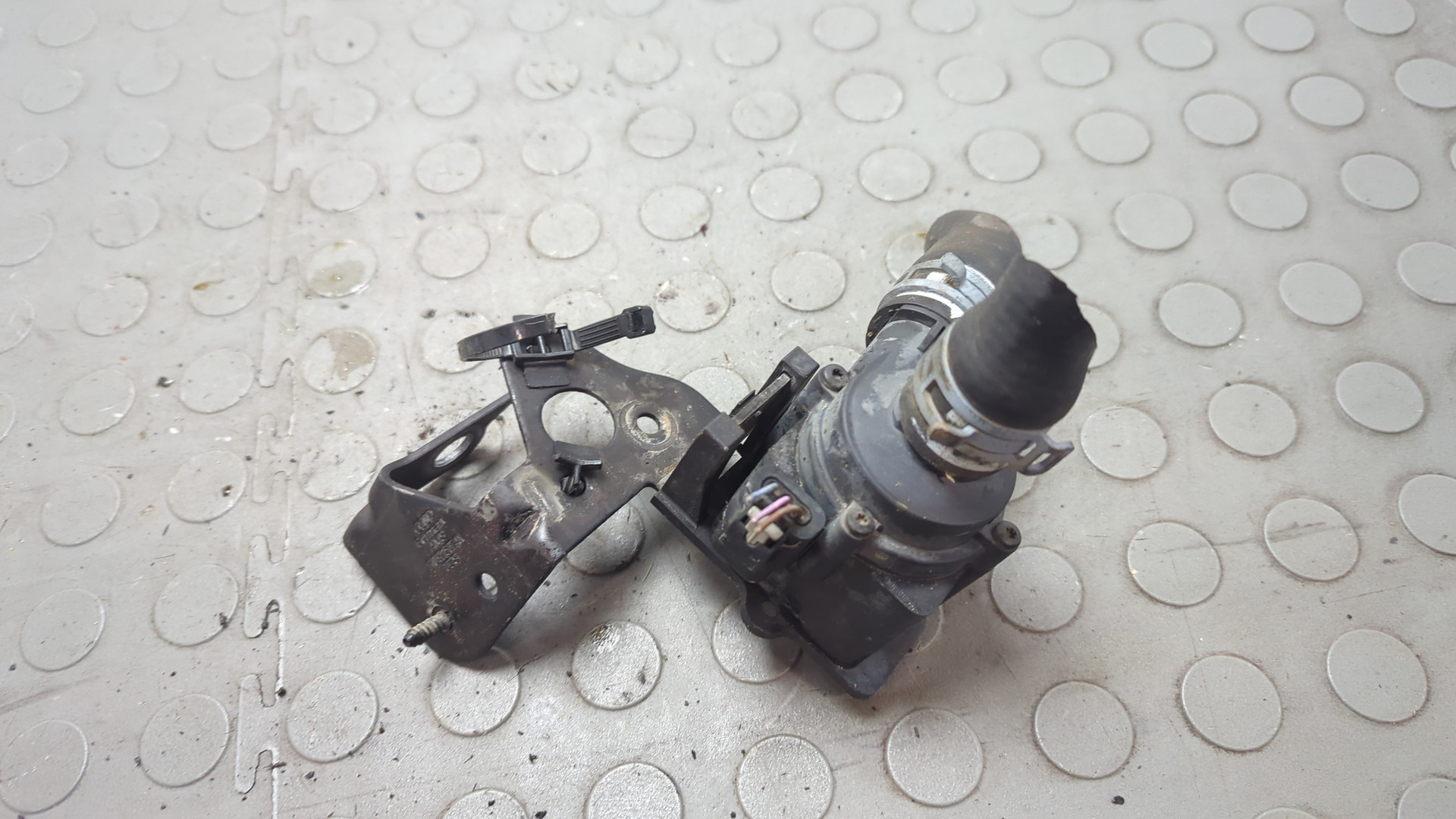 Насос водяной (помпа)