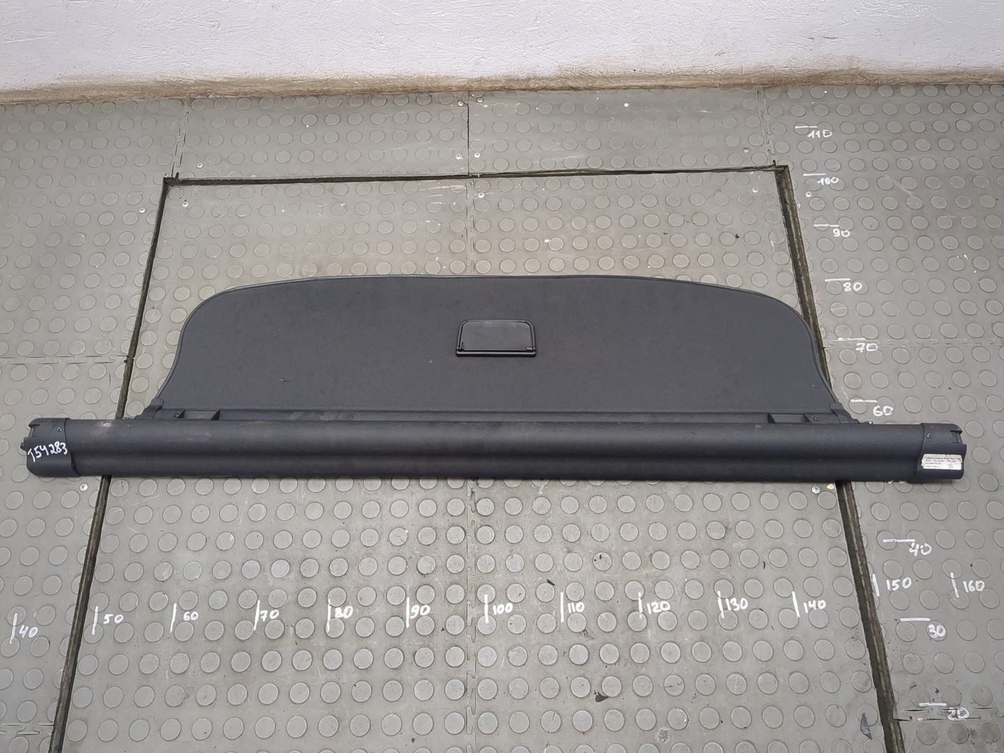 Шторка багажника