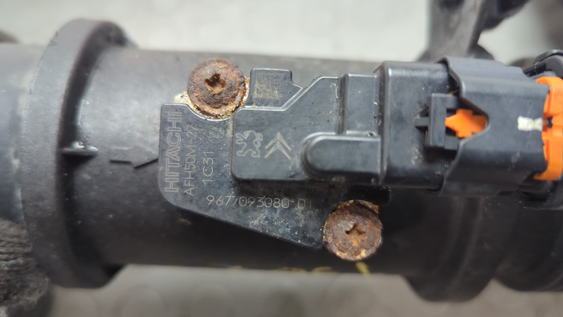 Патрубок воздушного фильтра