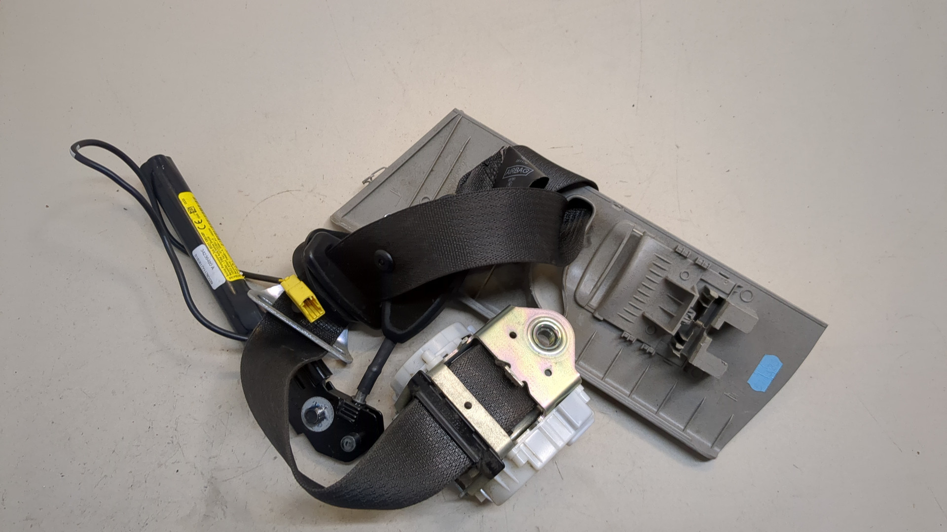 Ремень безопасности