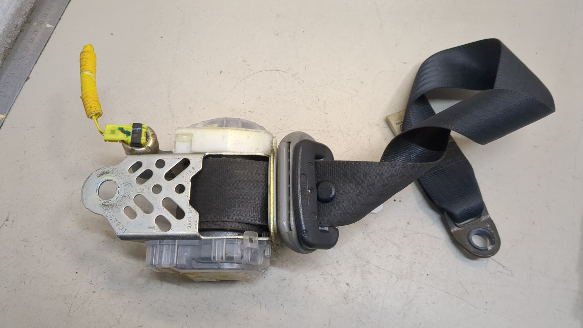 Ремень безопасности