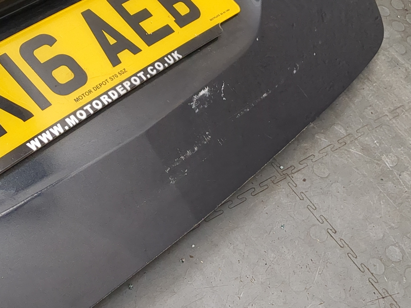 Дверь багажника