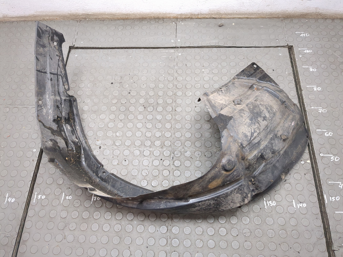 Локер передний правый