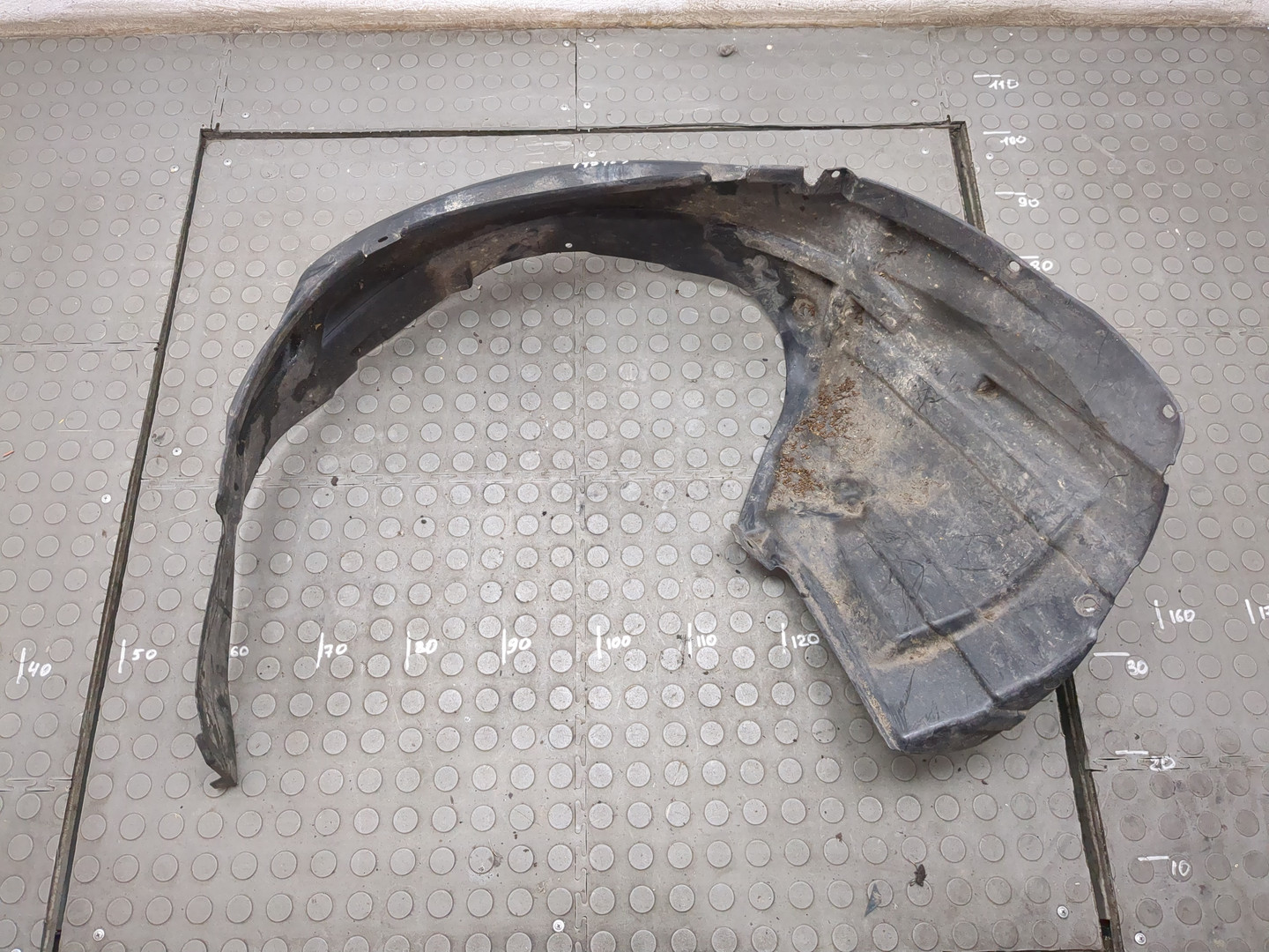 Локер передний правый