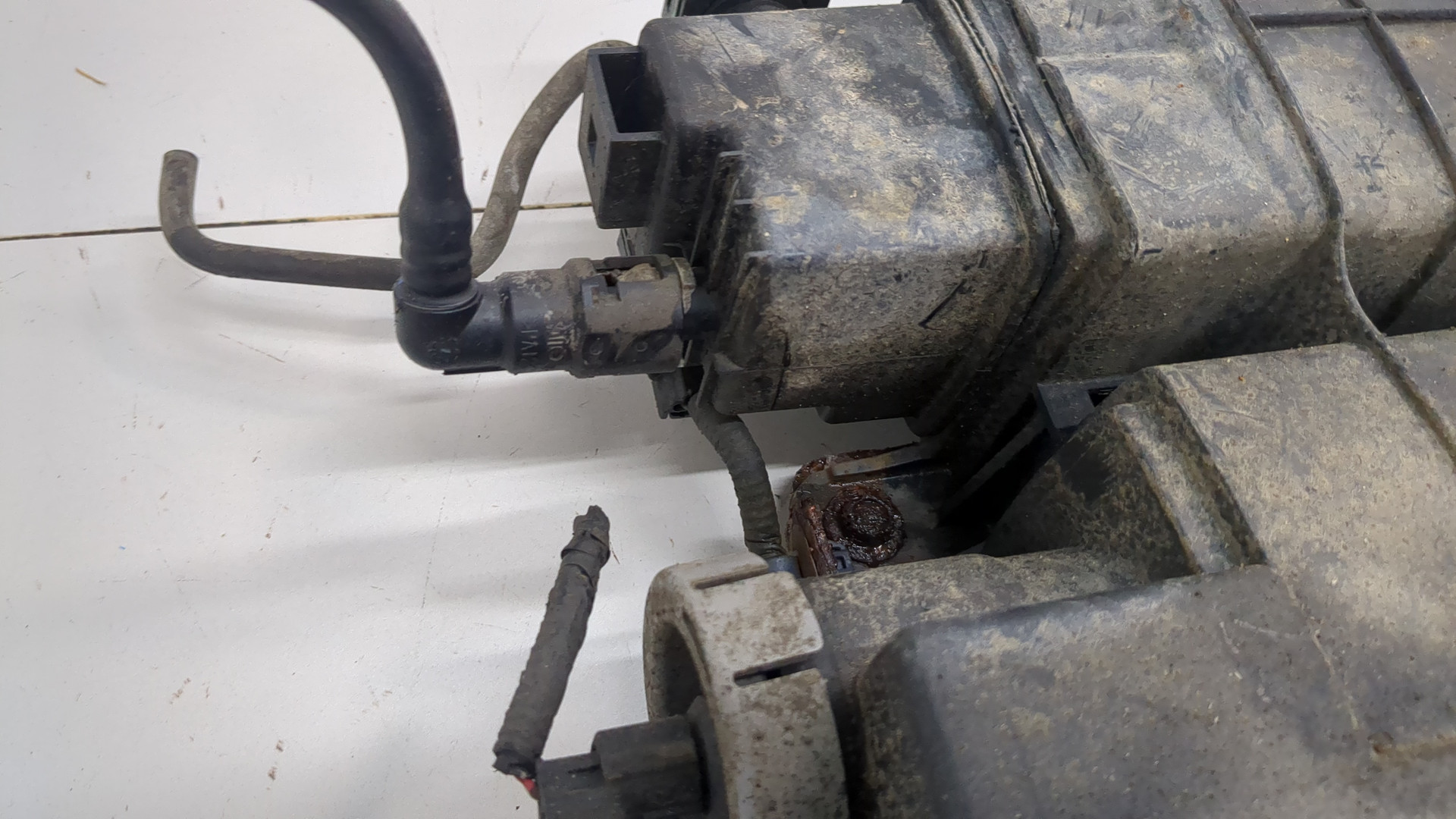 Абсорбер (фильтр угольный)