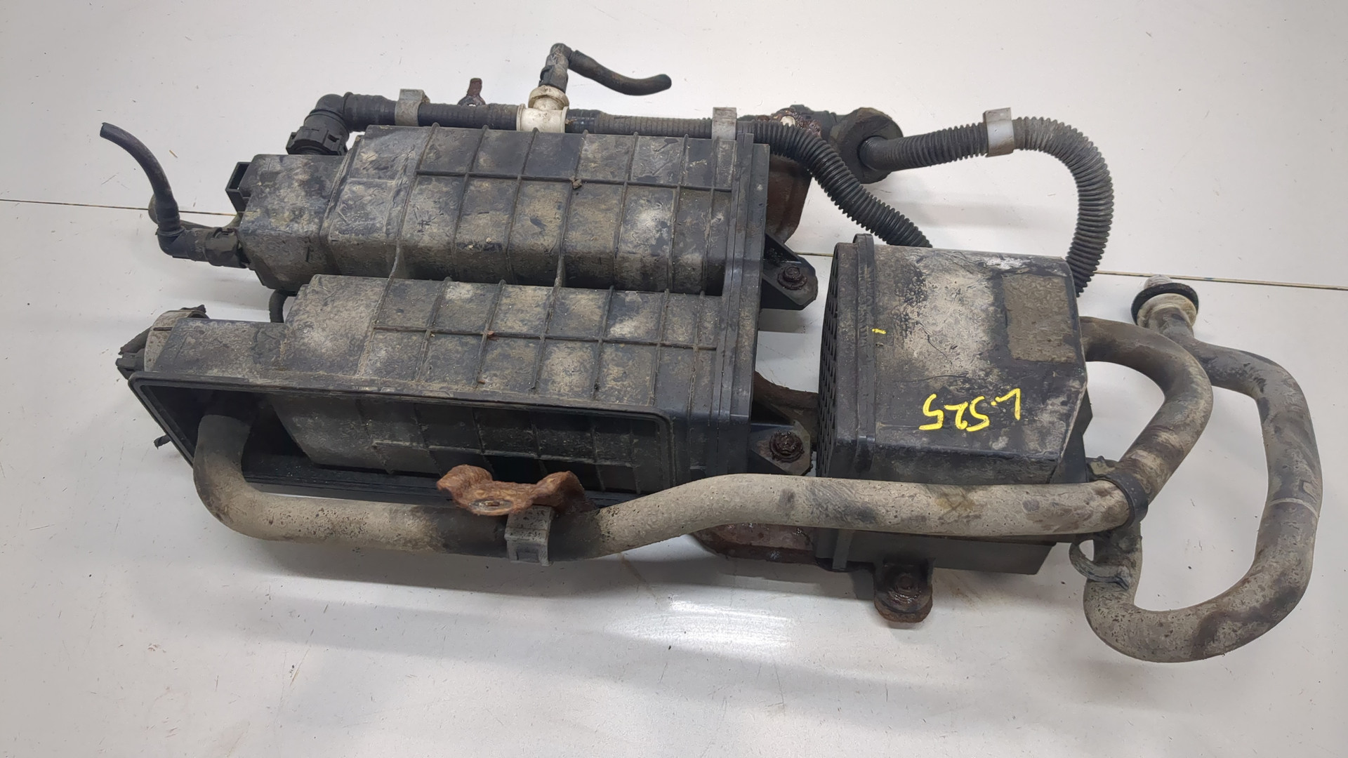 Абсорбер (фильтр угольный)