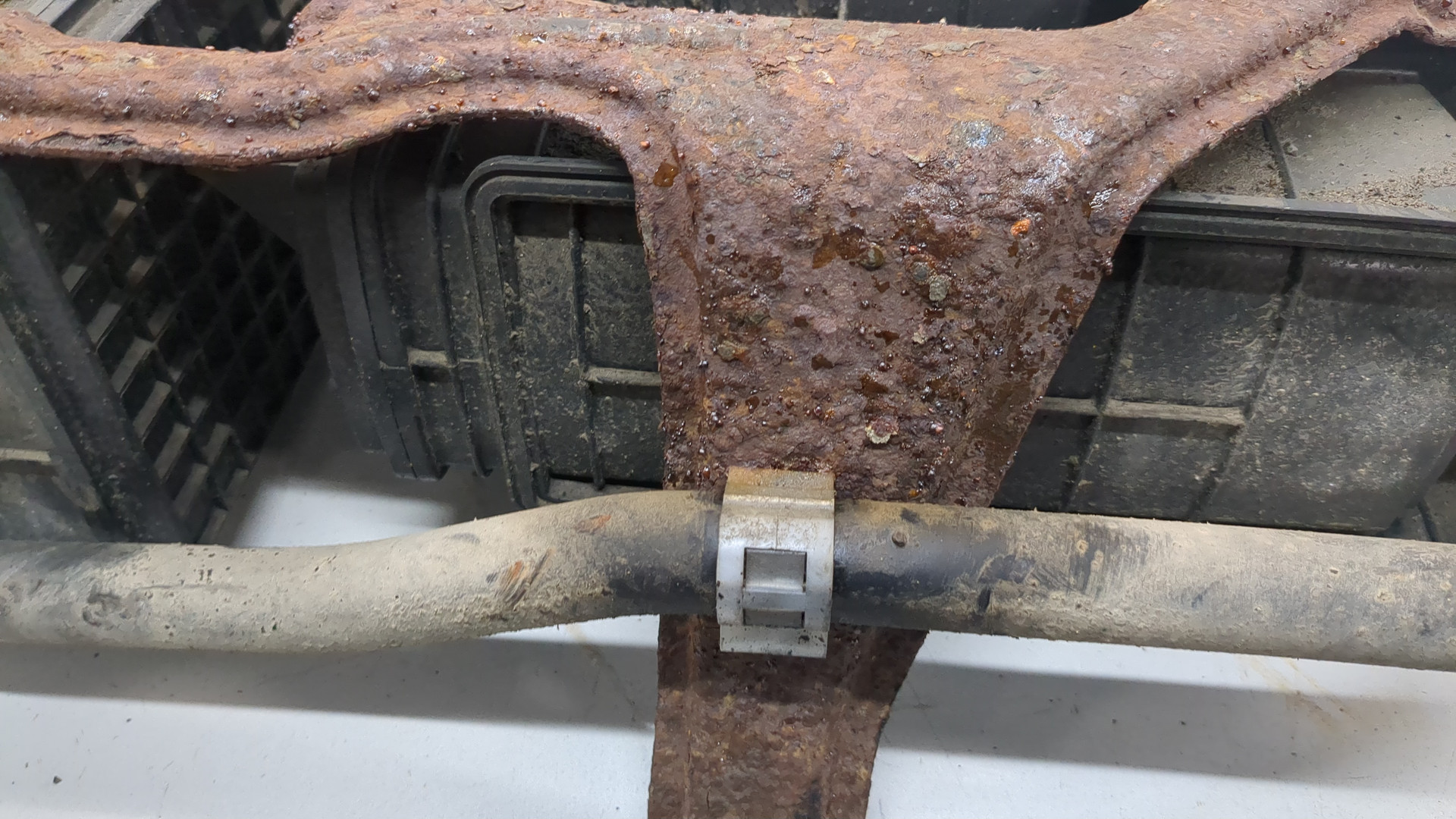 Абсорбер (фильтр угольный)