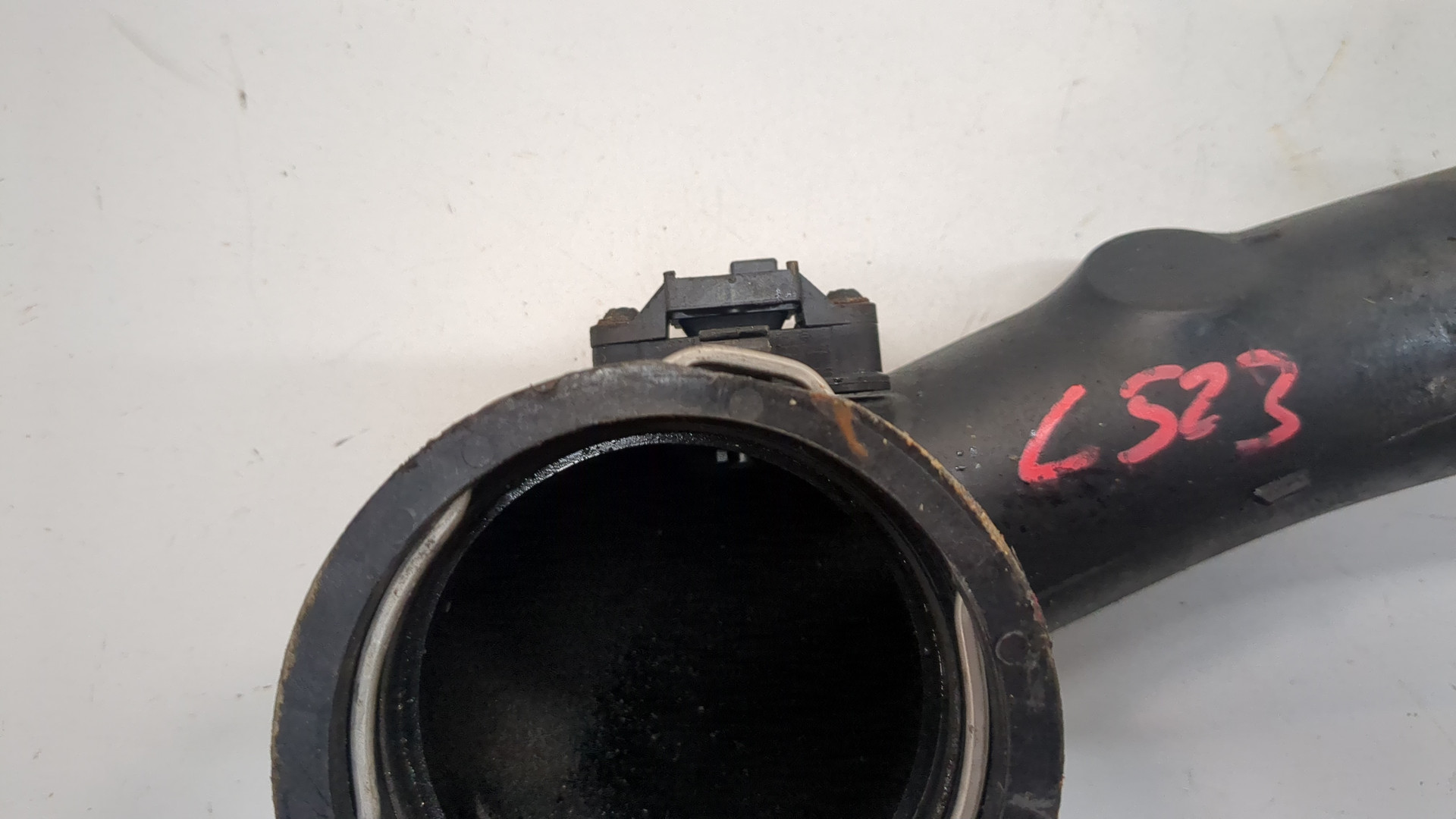 Патрубок интеркулера