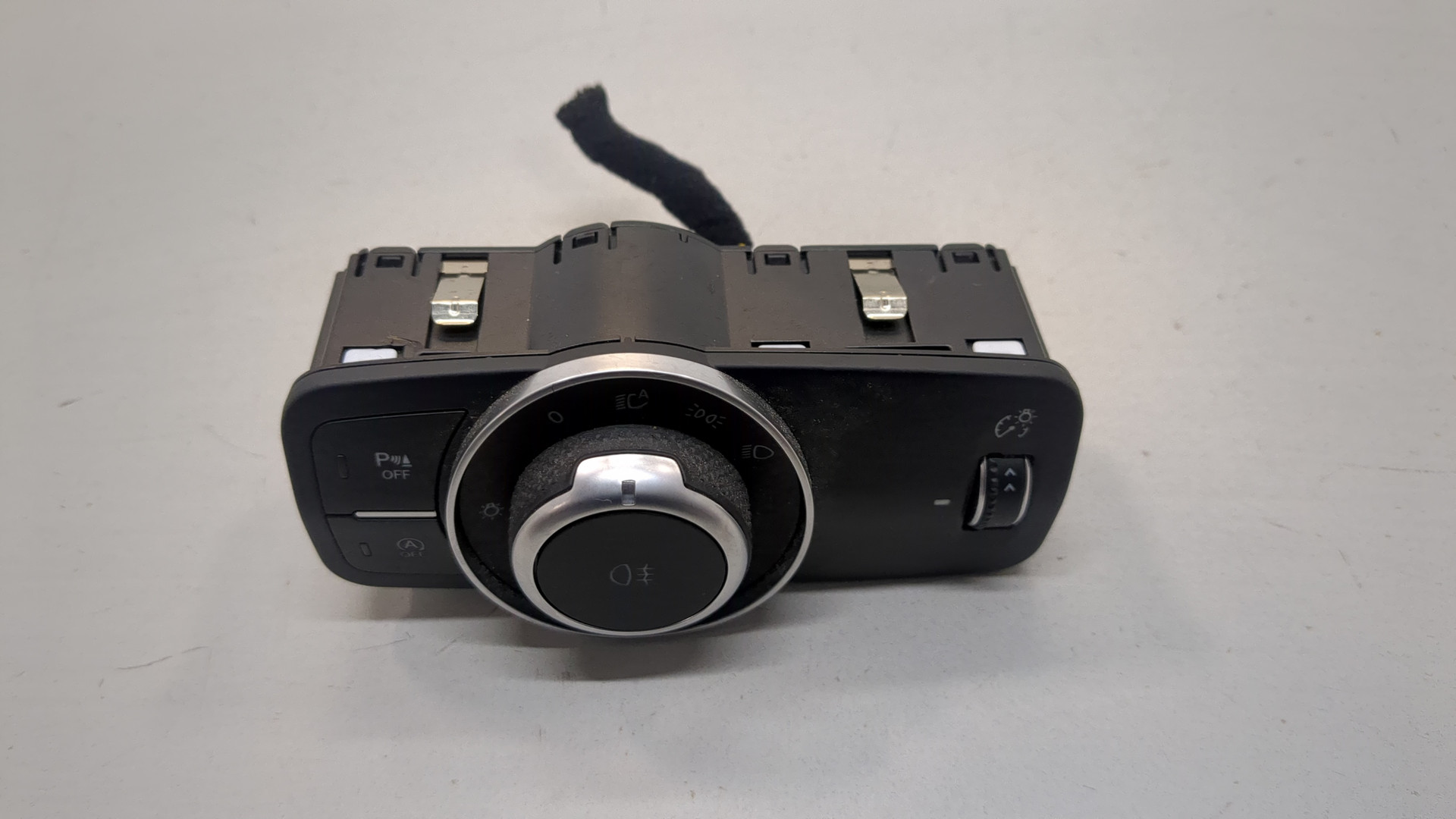 Переключатель света фар