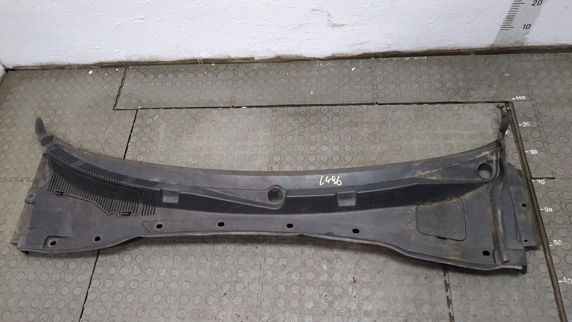 Решетка стеклоочистителей (Жабо)