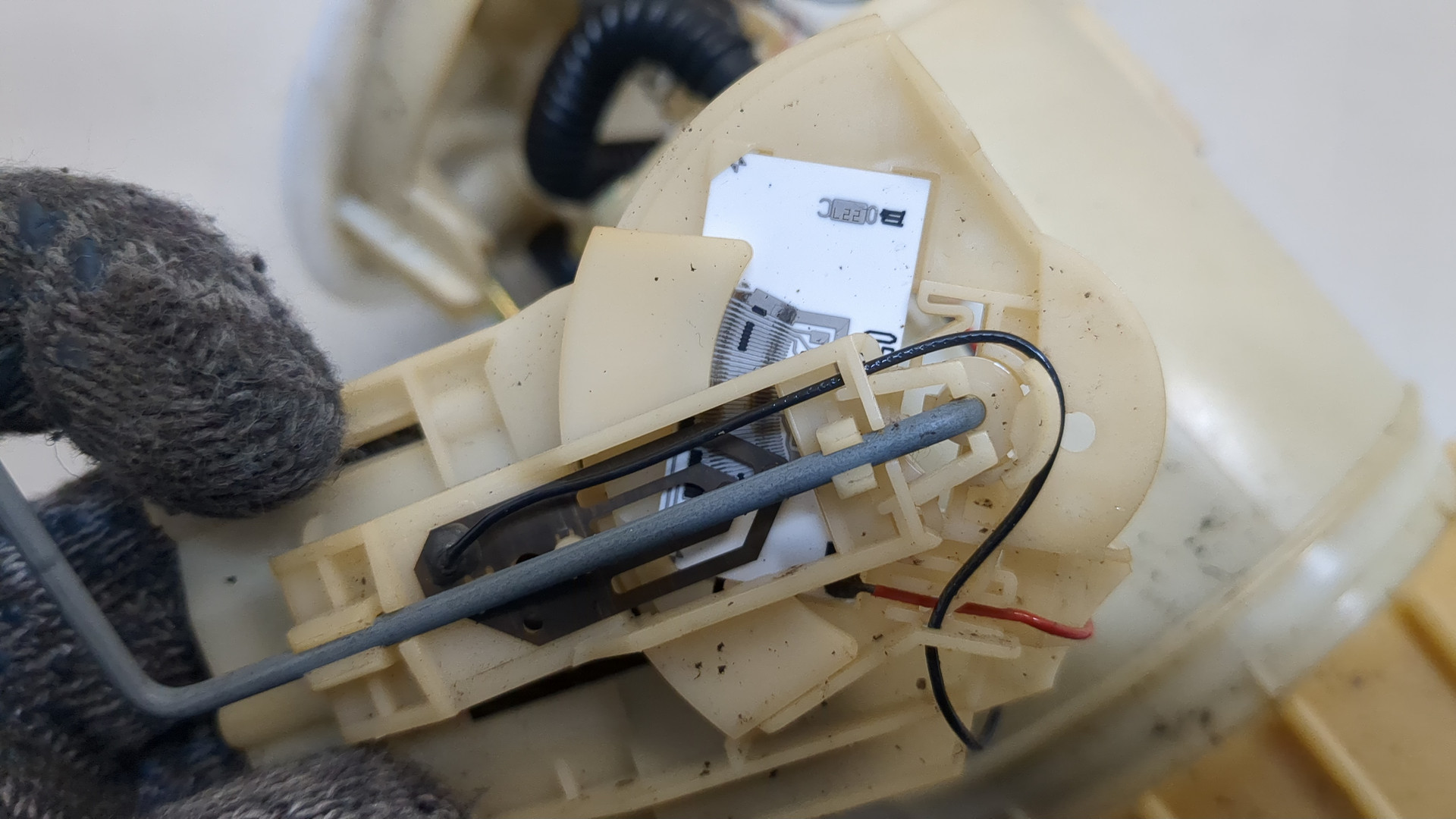 Насос топливный электрический