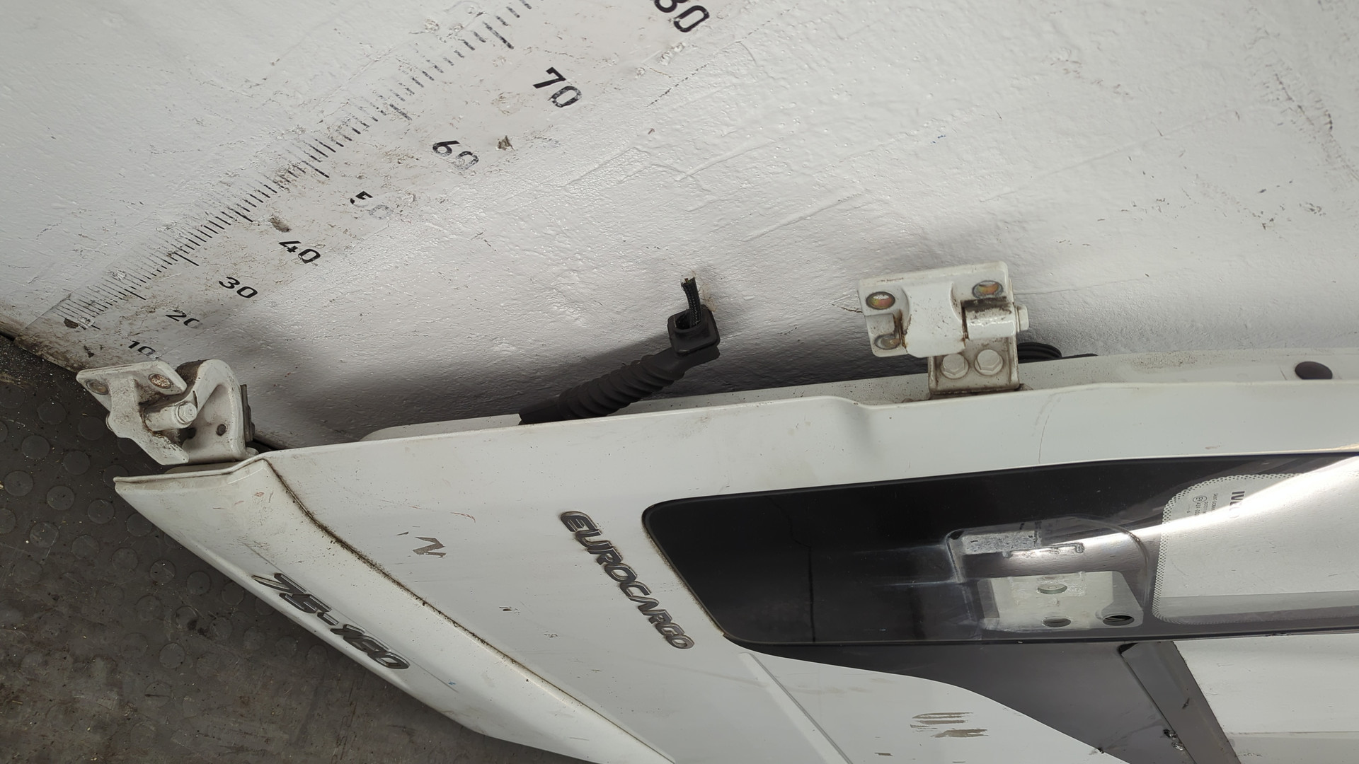 Дверь передняя левая