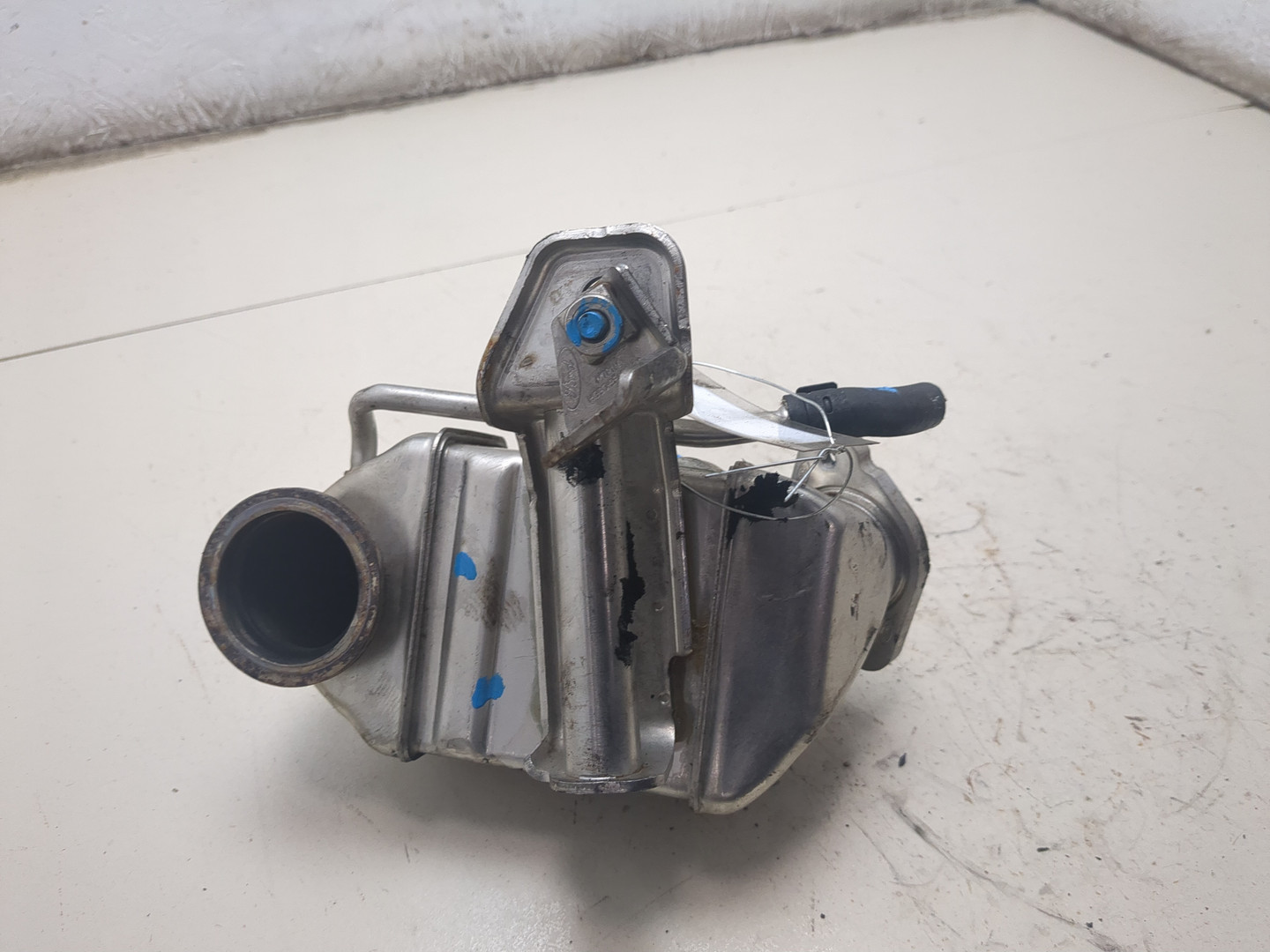 Тройник вентиляции картерных газов