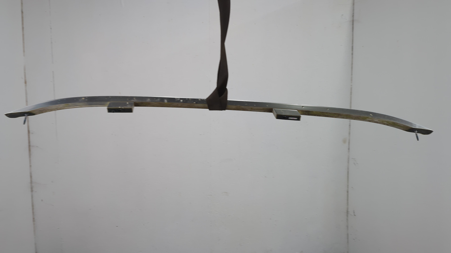 Рейлинг (релинг) правый (планка на крышу)