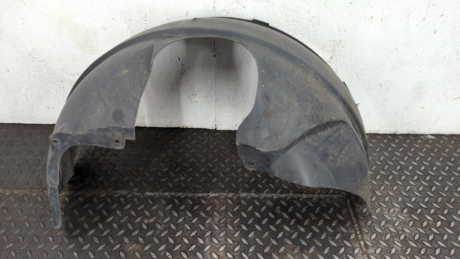 Локер передний правый