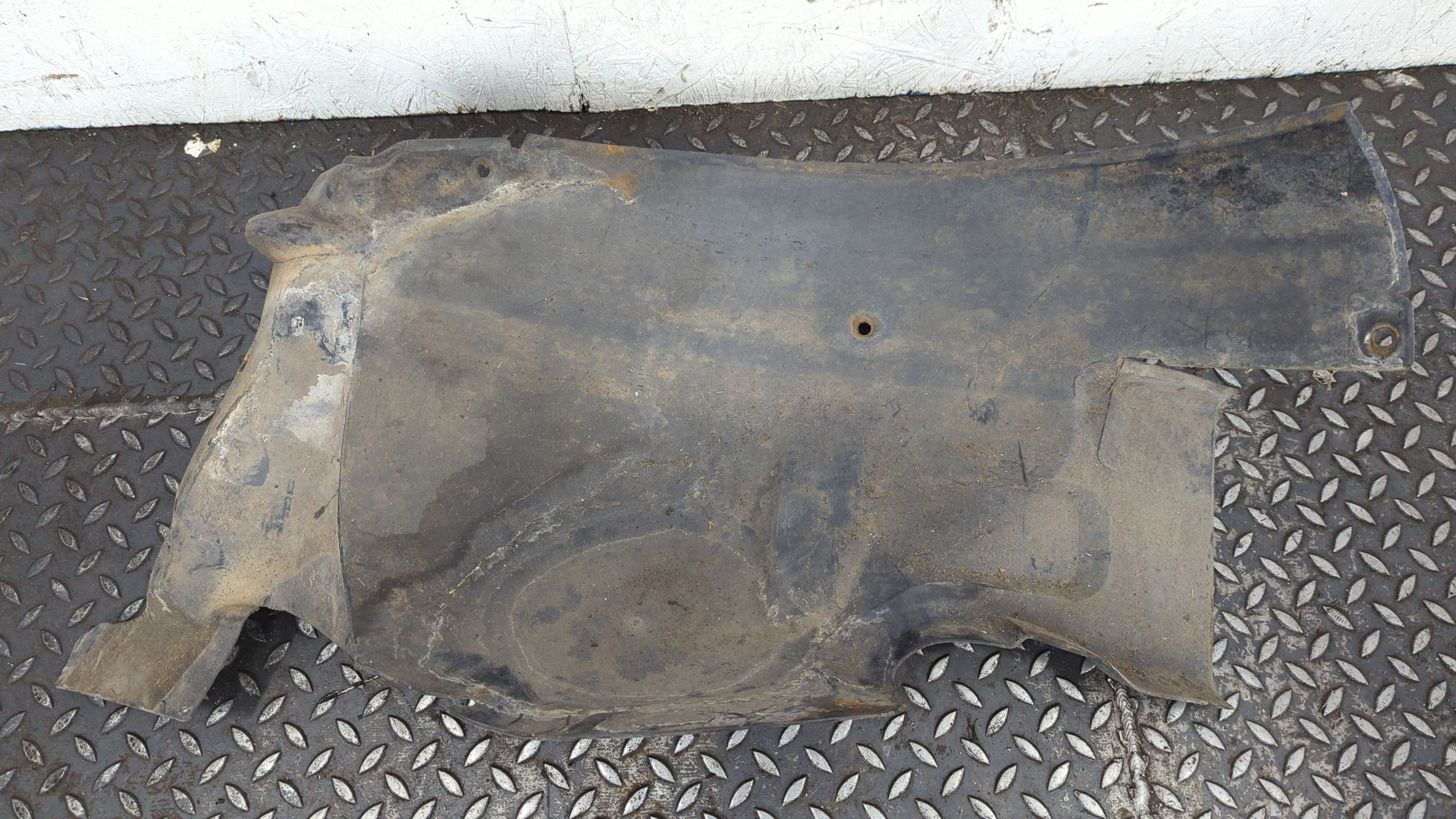 Локер передний правый