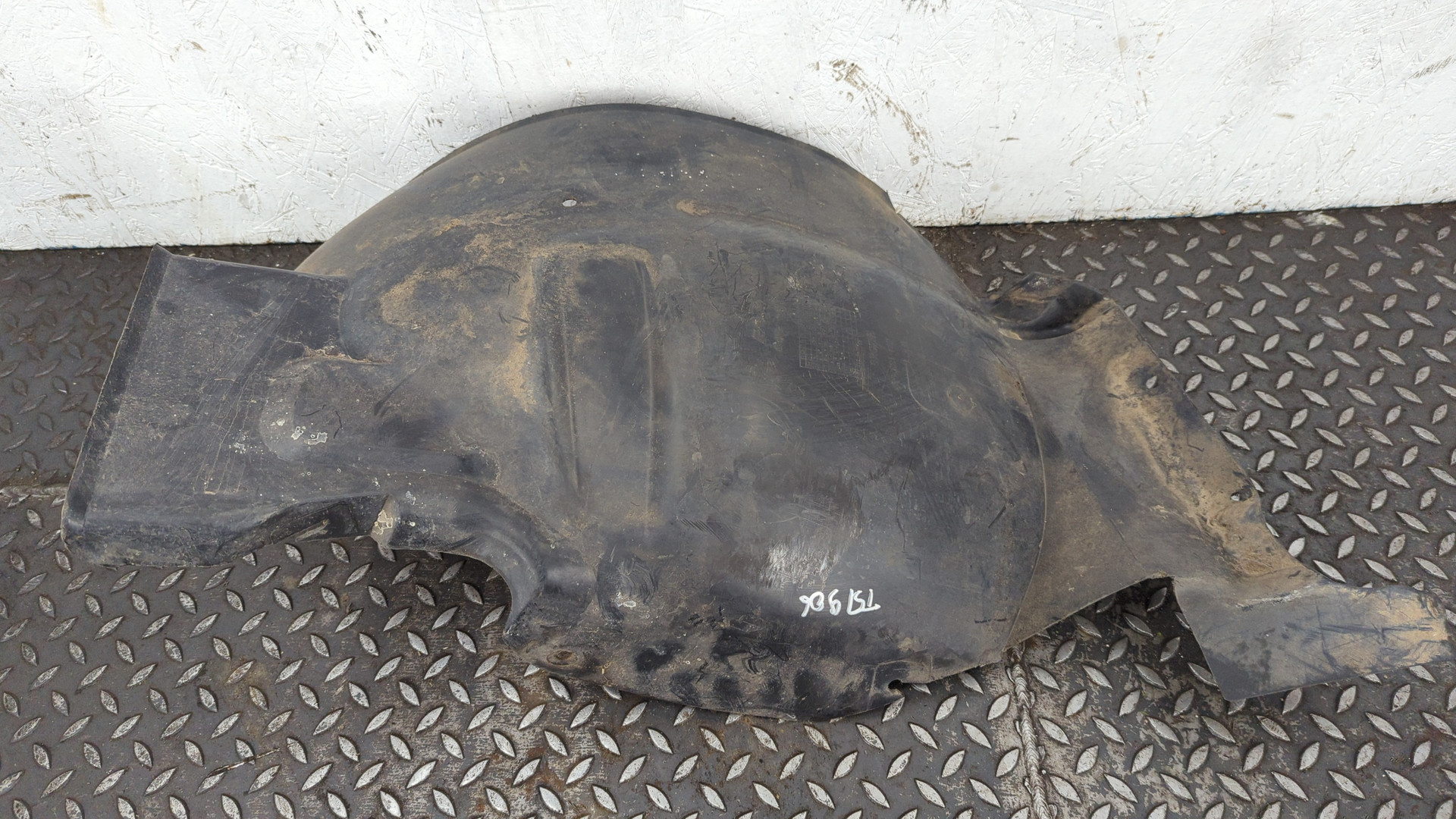 Локер передний правый