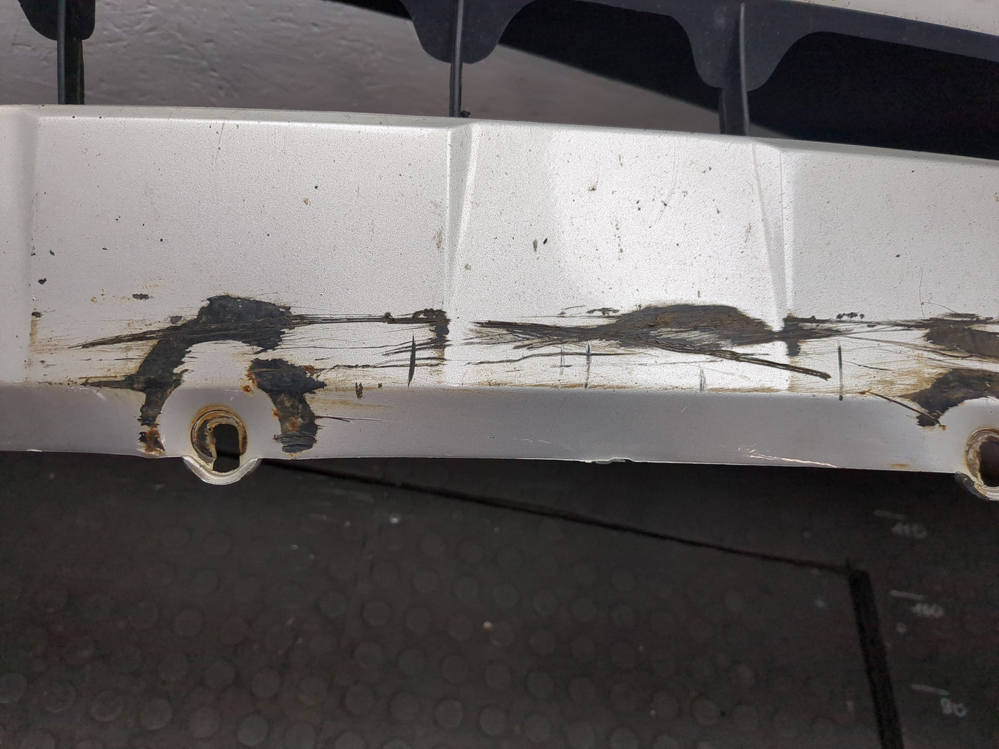 Бампер передний