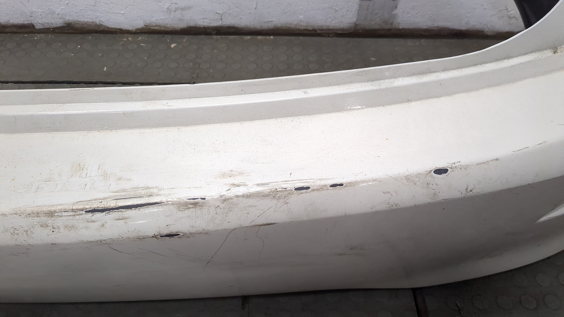 Бампер задний