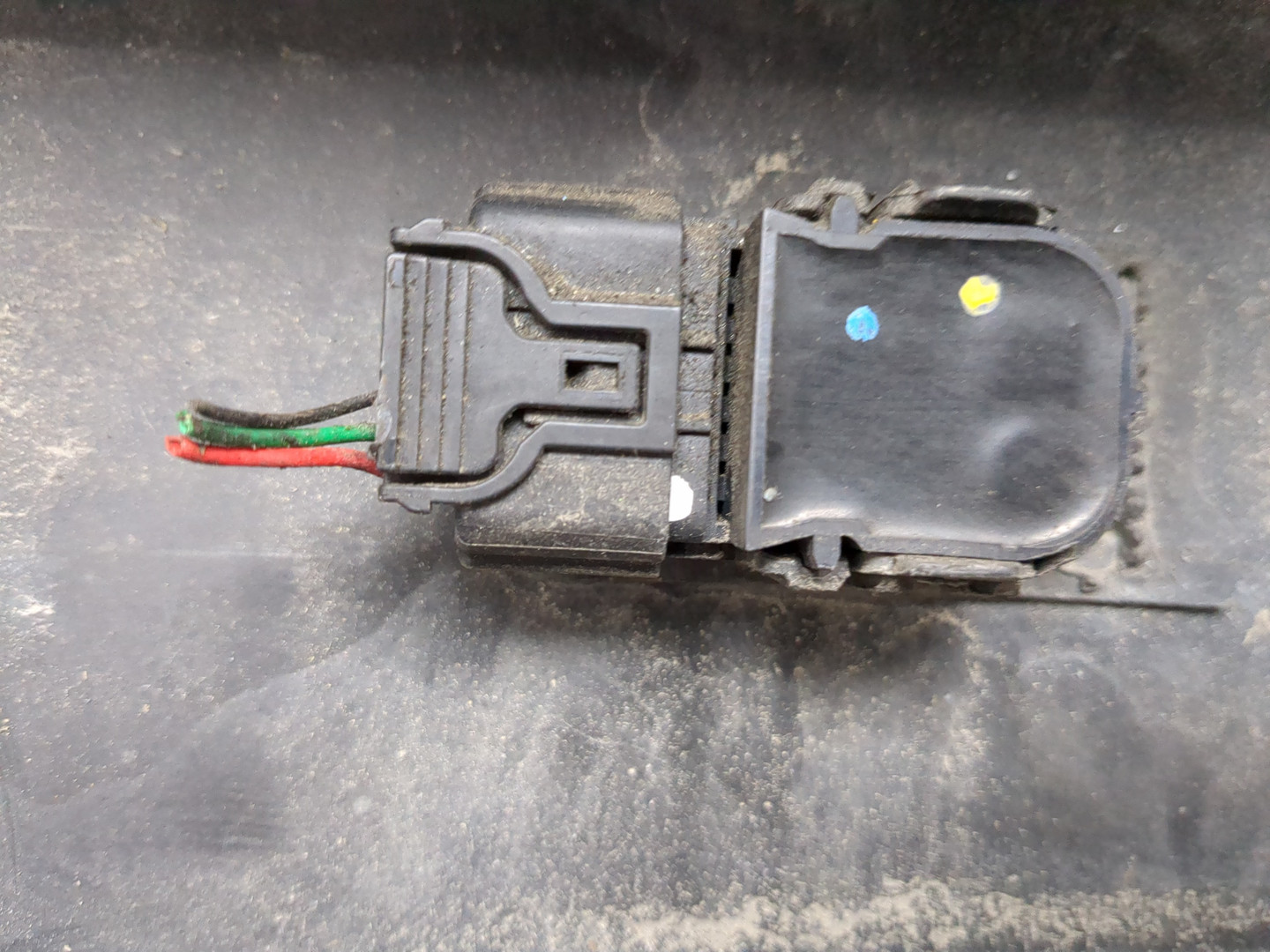 Бампер задний