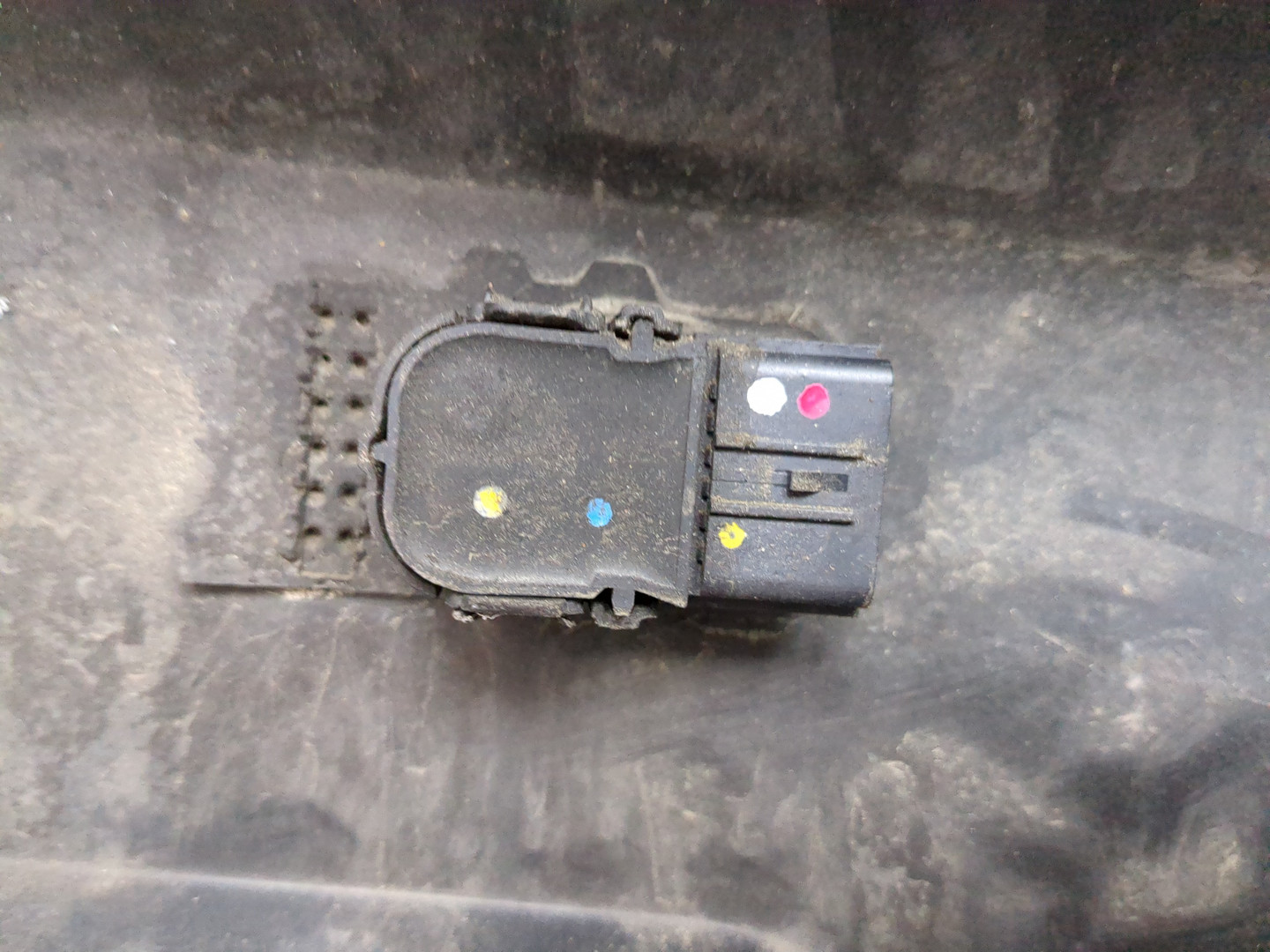 Бампер задний