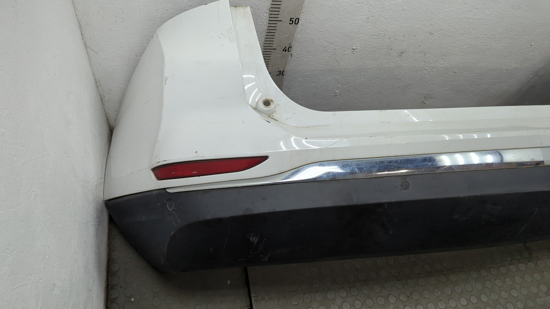 Бампер задний