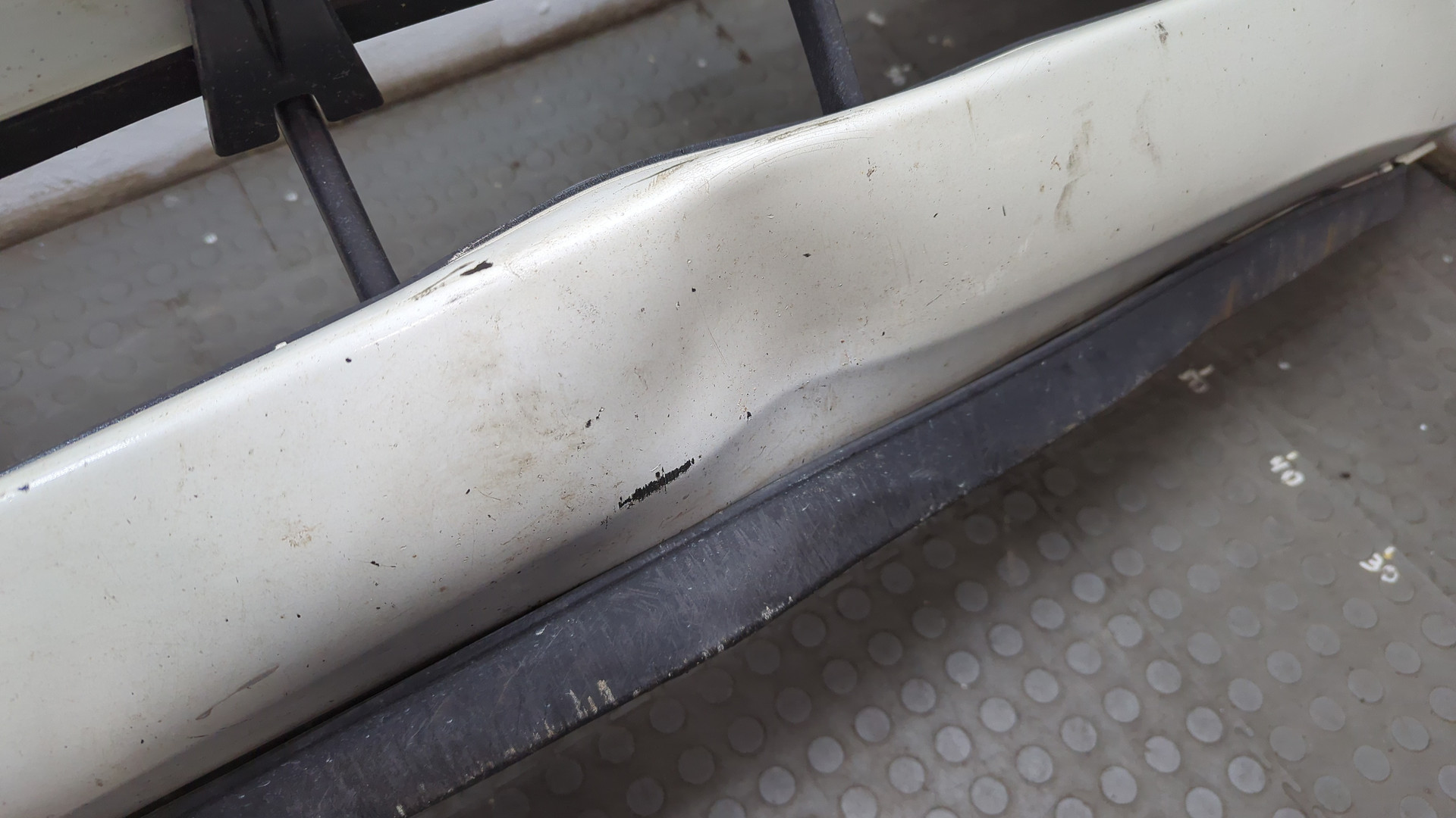 Бампер передний