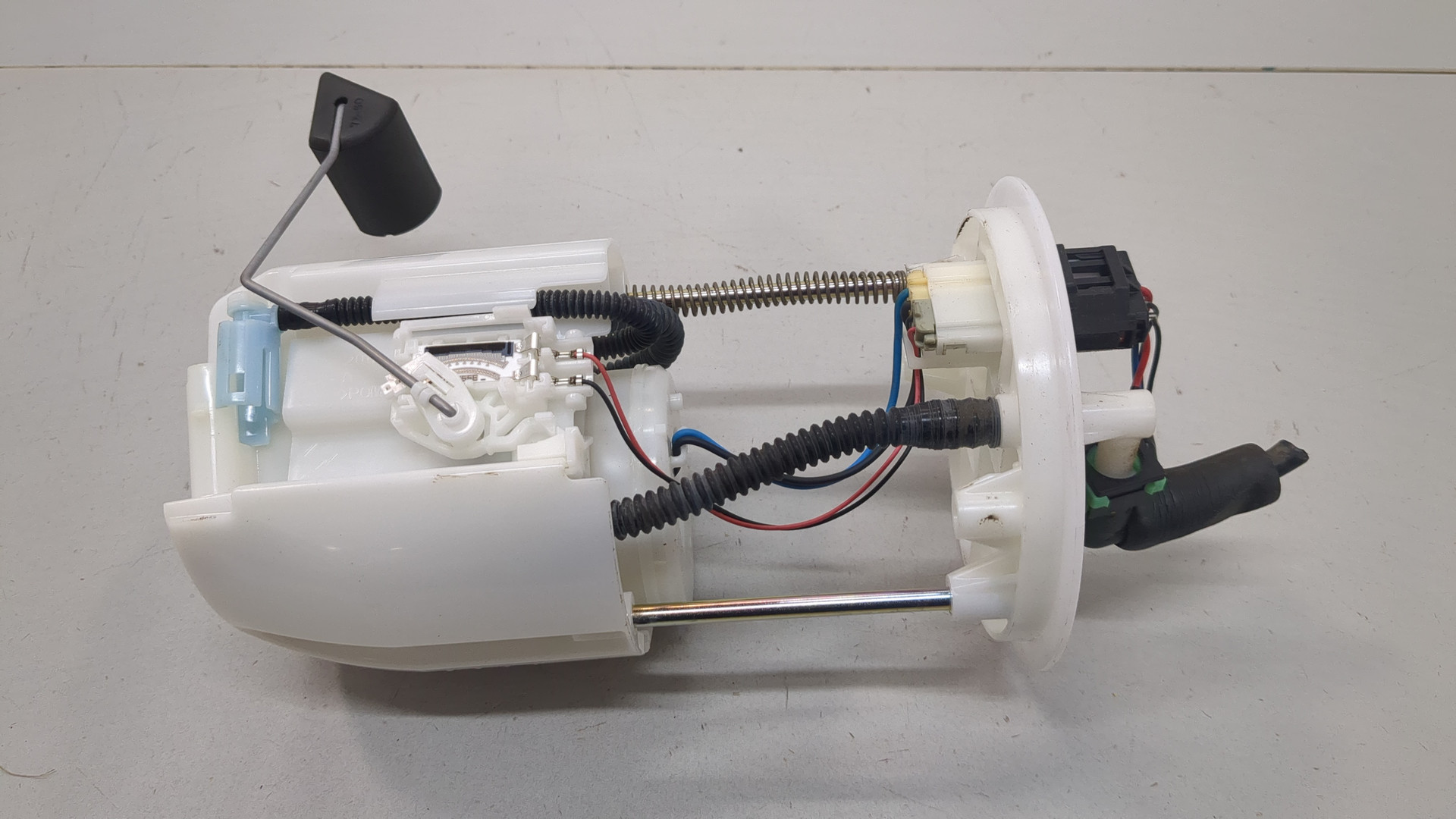 Насос топливный электрический