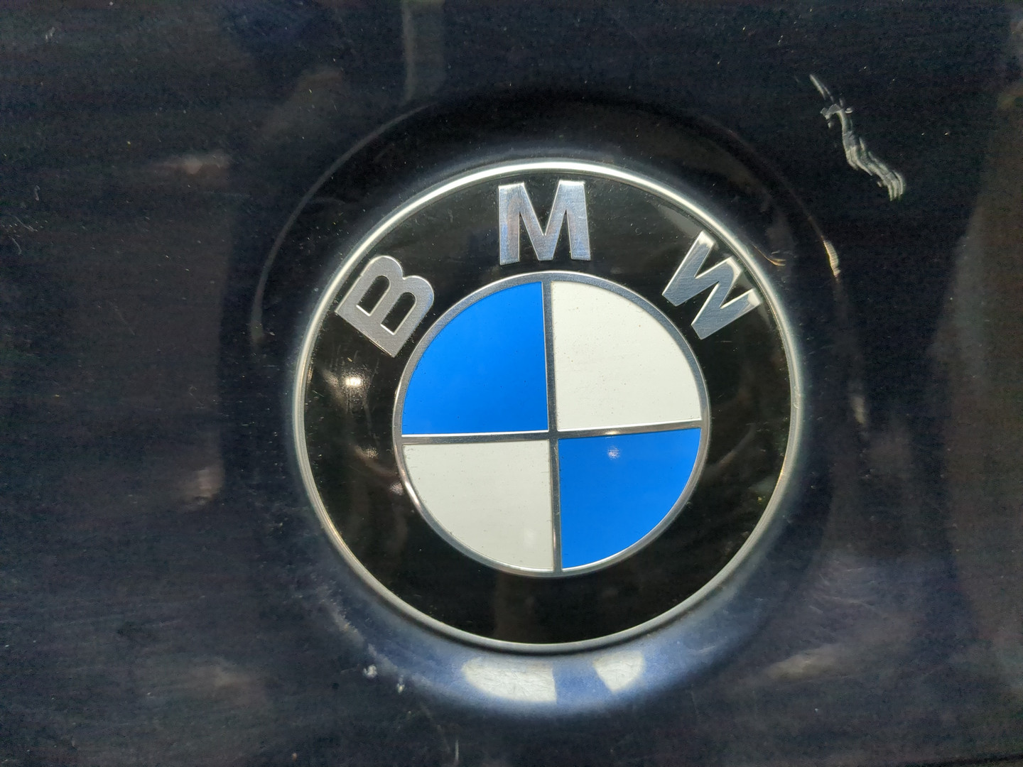 Дверь багажника